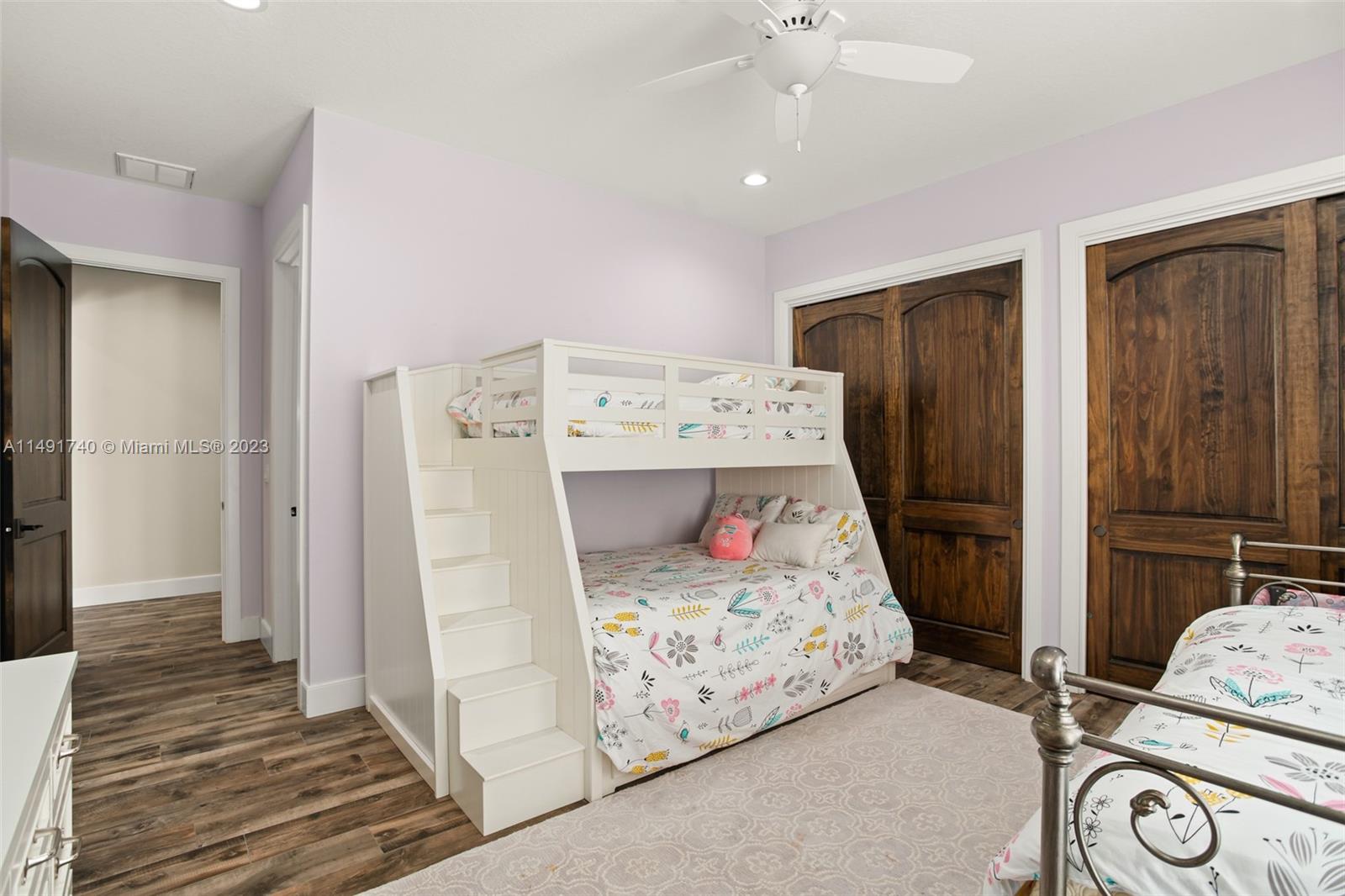 NO SUBDIVISION - Residential