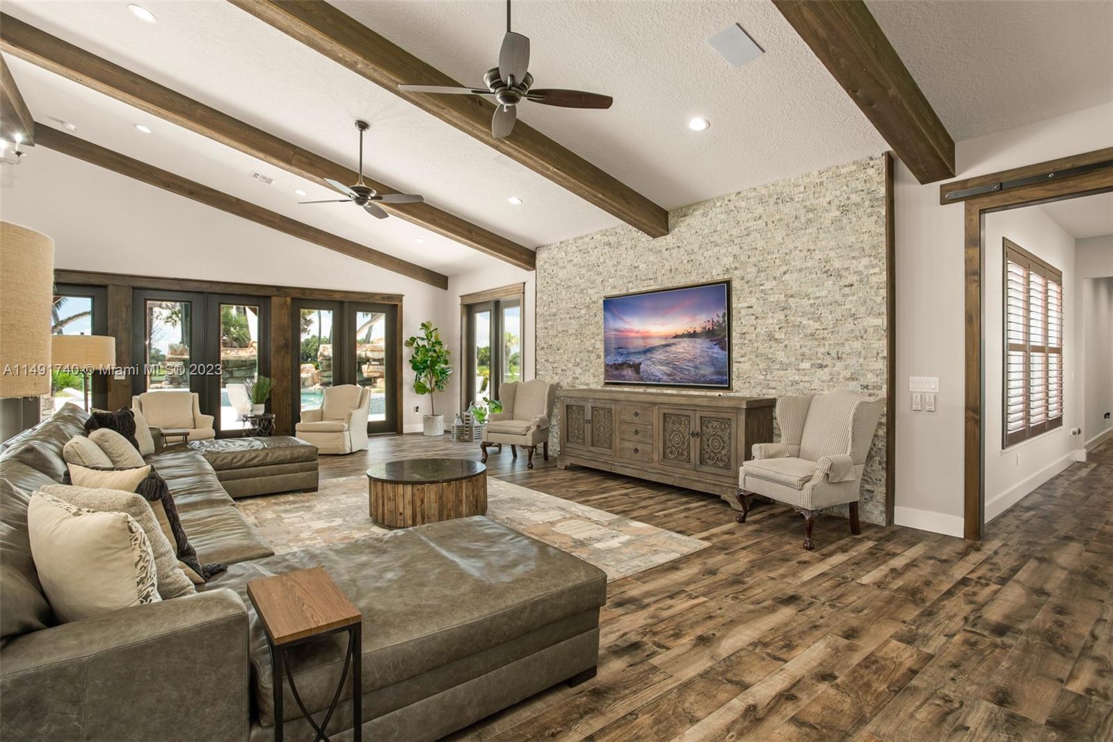 NO SUBDIVISION - Residential