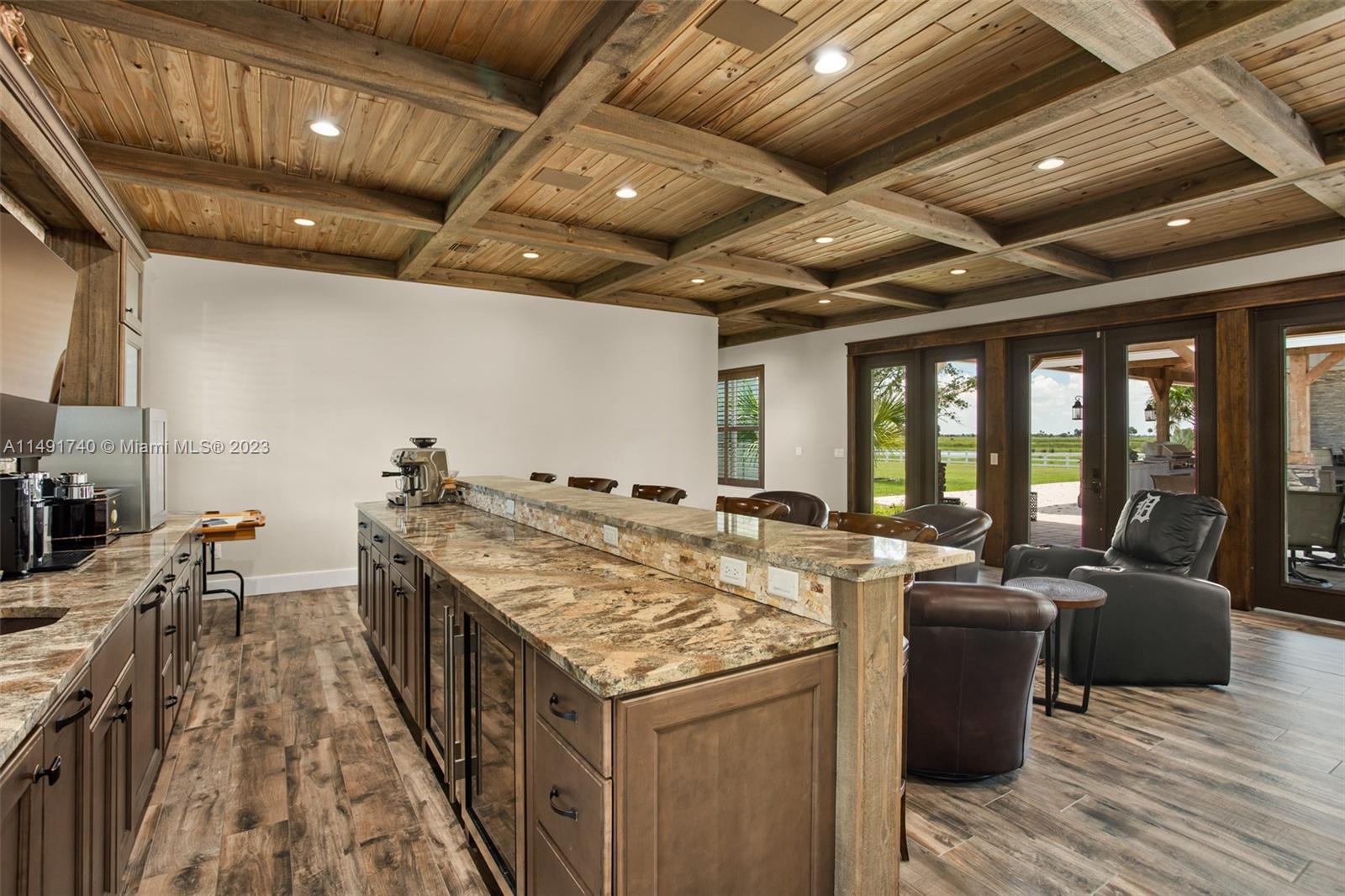 NO SUBDIVISION - Residential