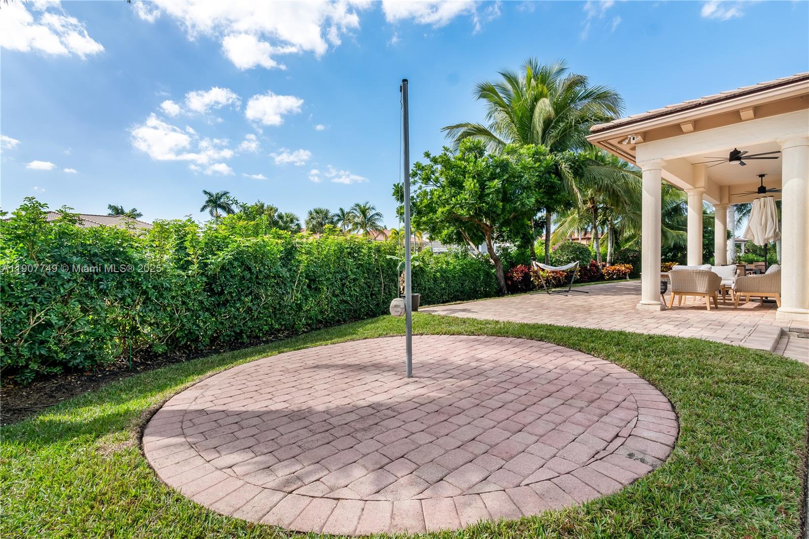 HERON BAY EAST - Residential Lease