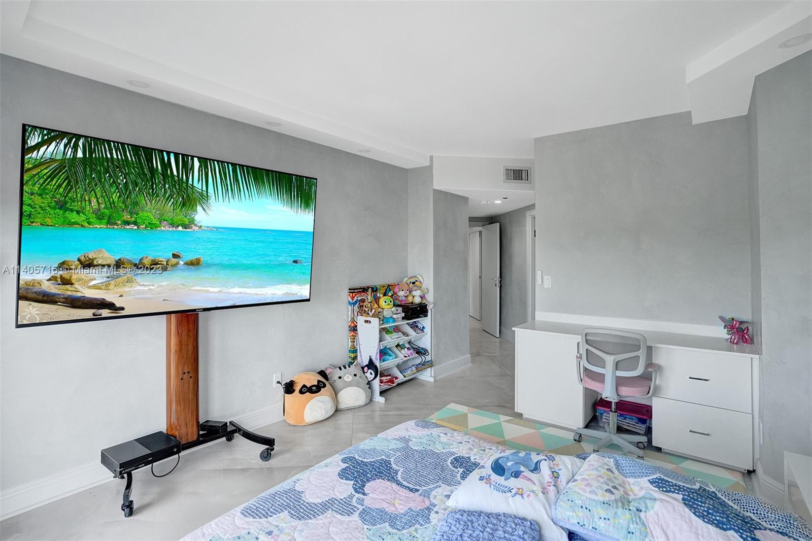 2600 ISL BLVD WILLIAMS IS - Residential