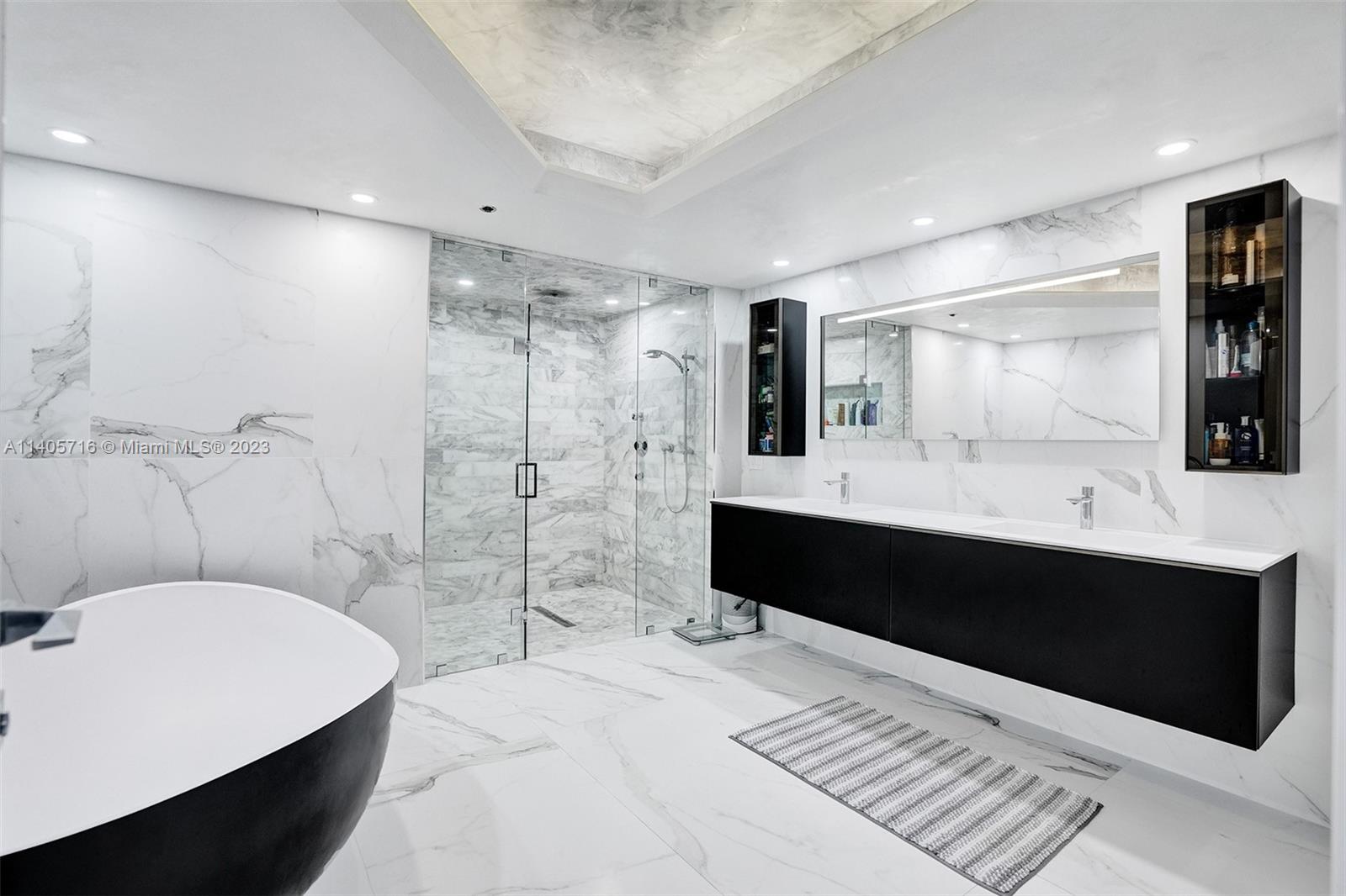 2600 ISL BLVD WILLIAMS IS - Residential