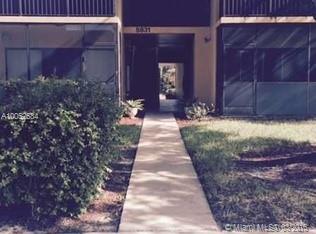 Hampton Court Condo - Residential Lease