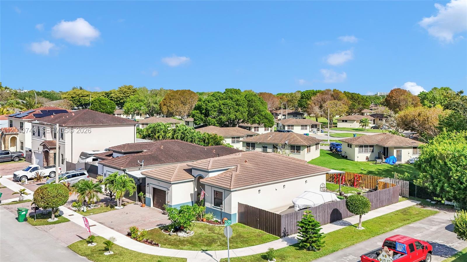 A H AT TURNPIKE SOUTH - Residential