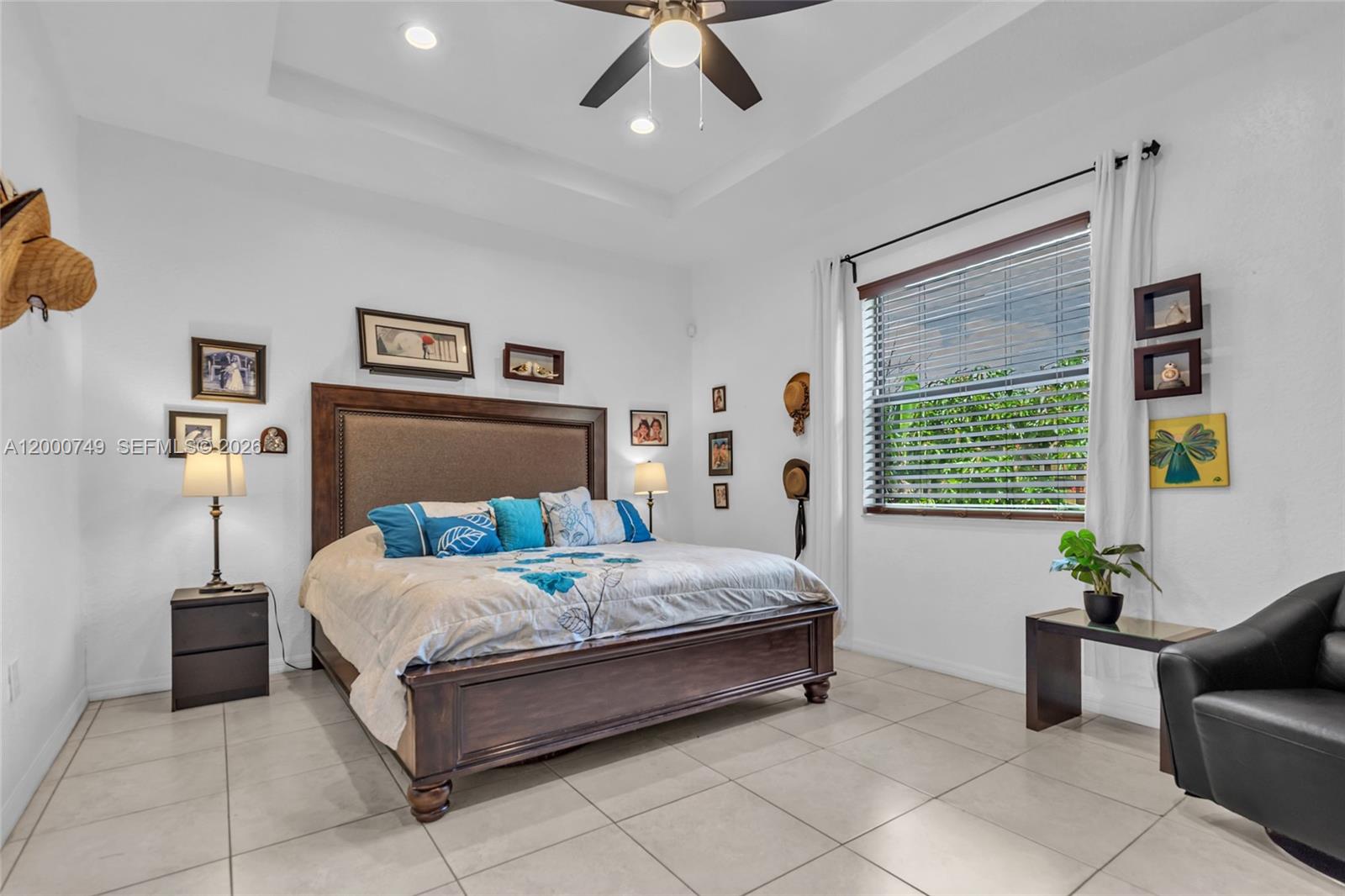 A H AT TURNPIKE SOUTH - Residential