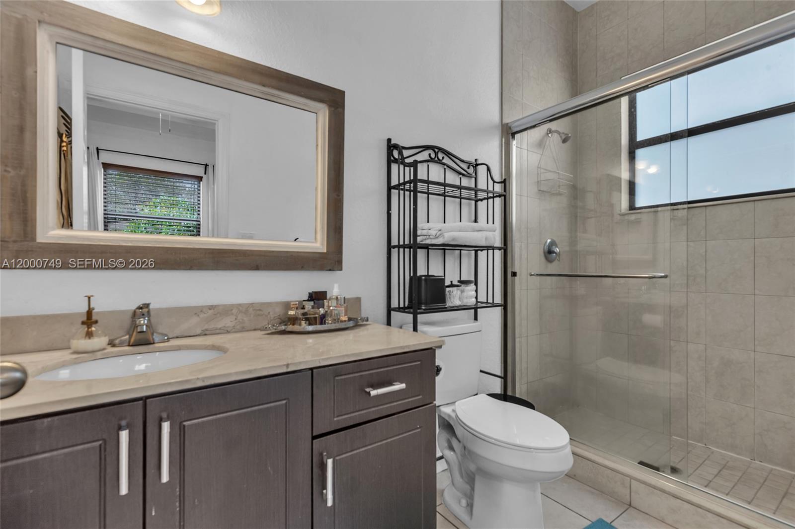 A H AT TURNPIKE SOUTH - Residential