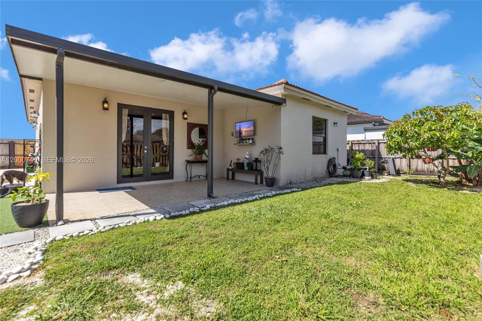 A H AT TURNPIKE SOUTH - Residential