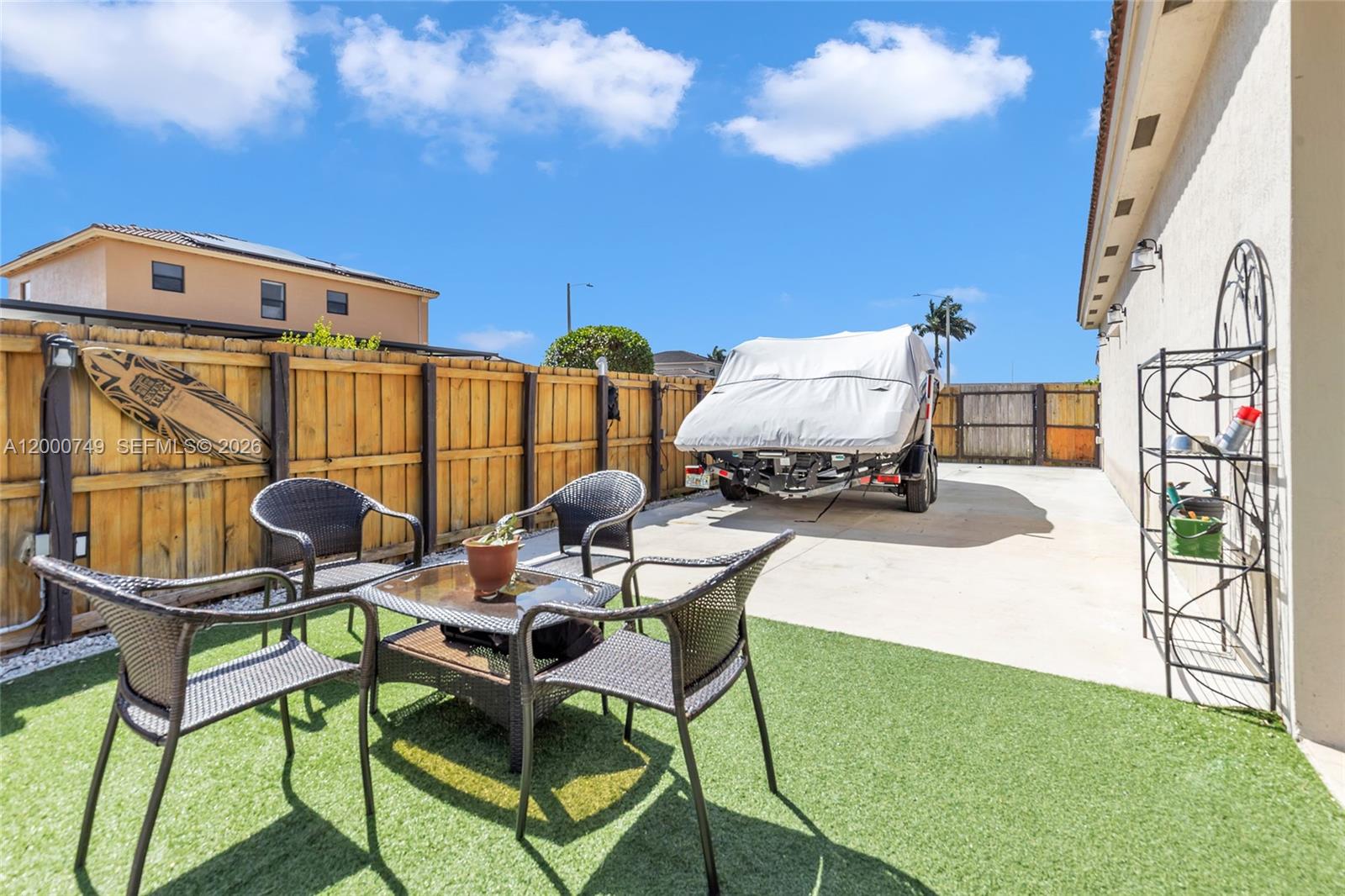 A H AT TURNPIKE SOUTH - Residential