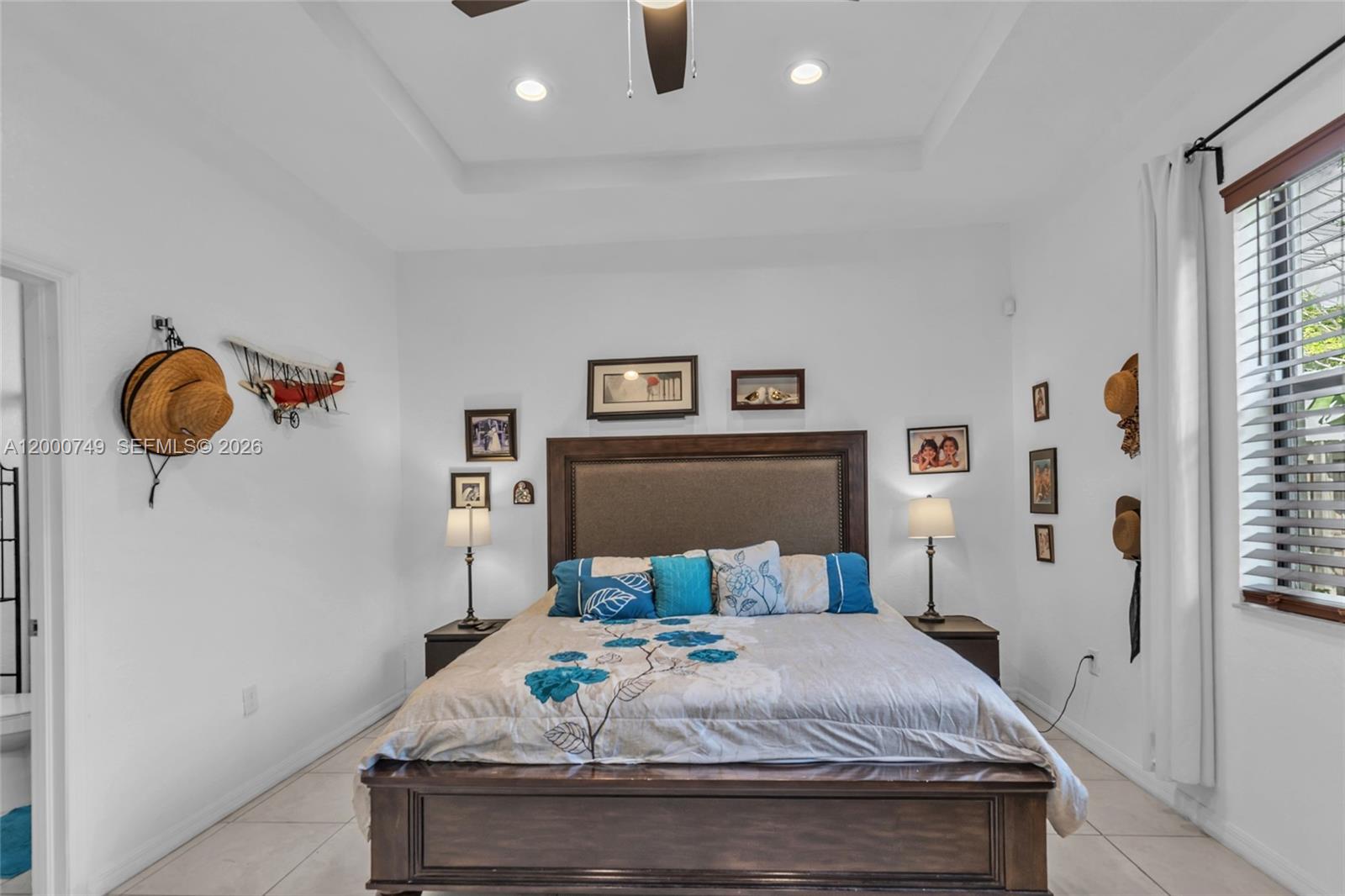 A H AT TURNPIKE SOUTH - Residential