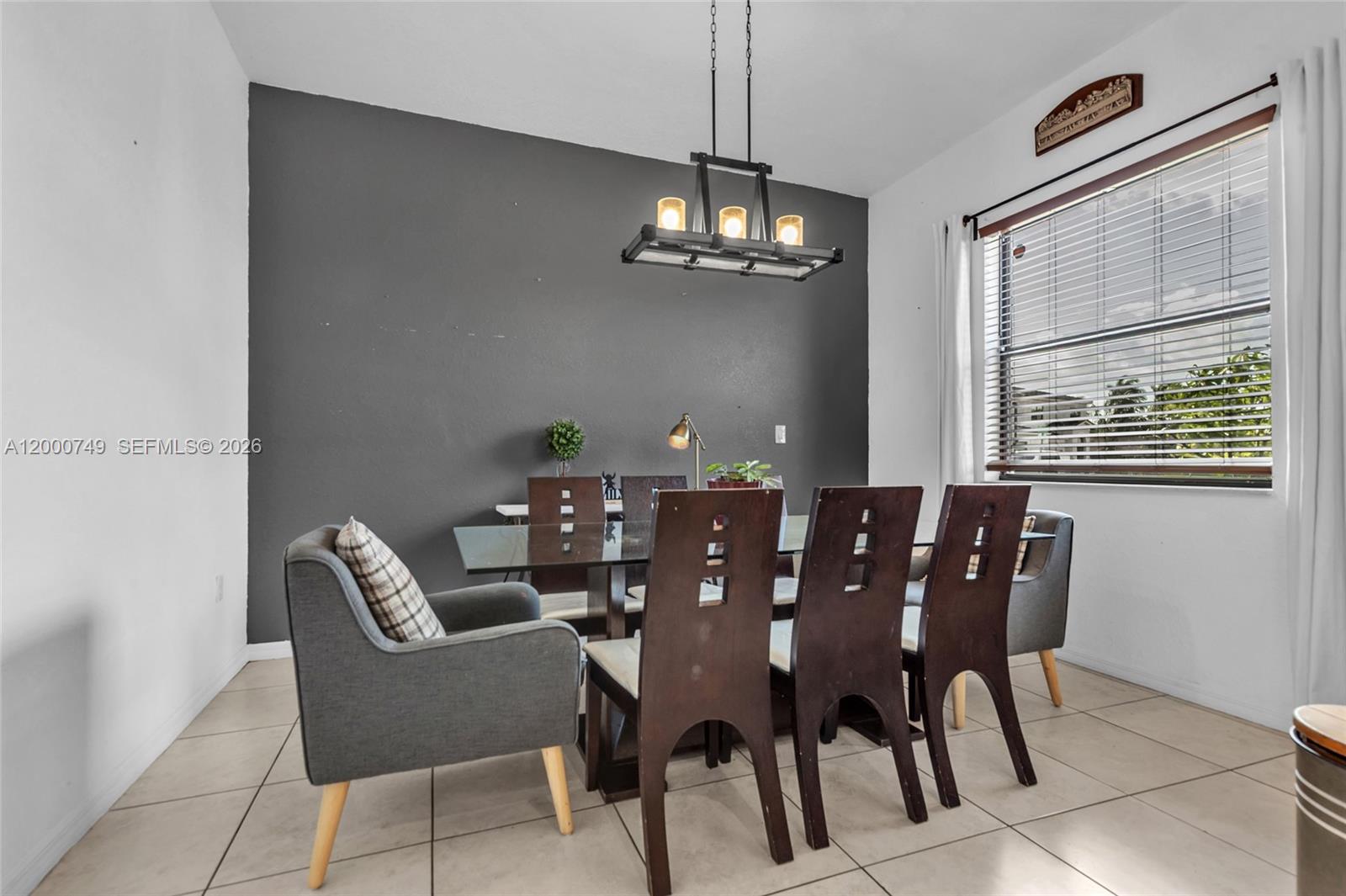 13501 SW 272nd Ter, Homestead, FL, 33032/$620,000 3 13501 SW 272nd Ter