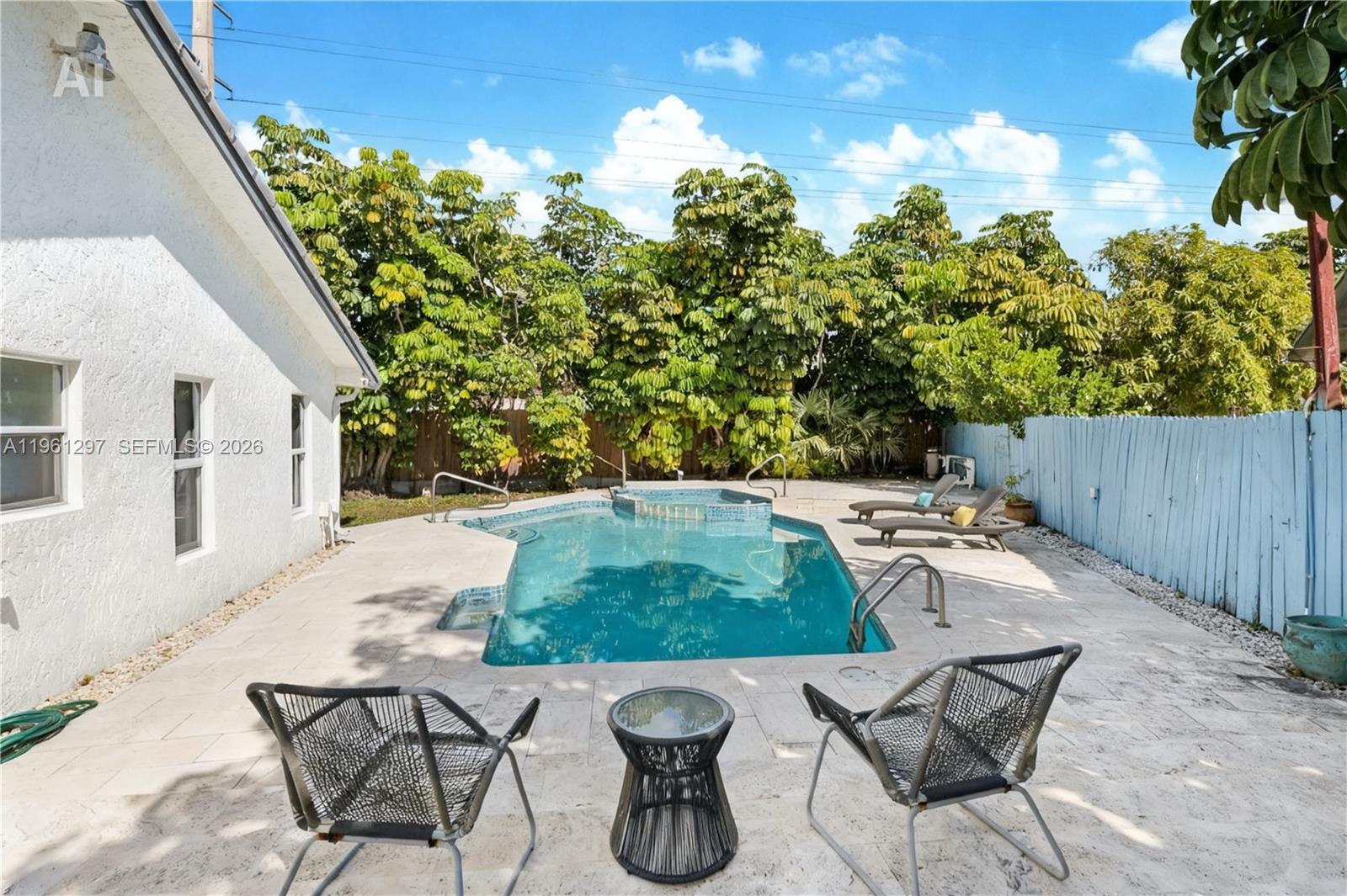 1925 NE 214th Ter, Miami, FL, 33179/$1,387,000 3 1925 NE 214th Ter