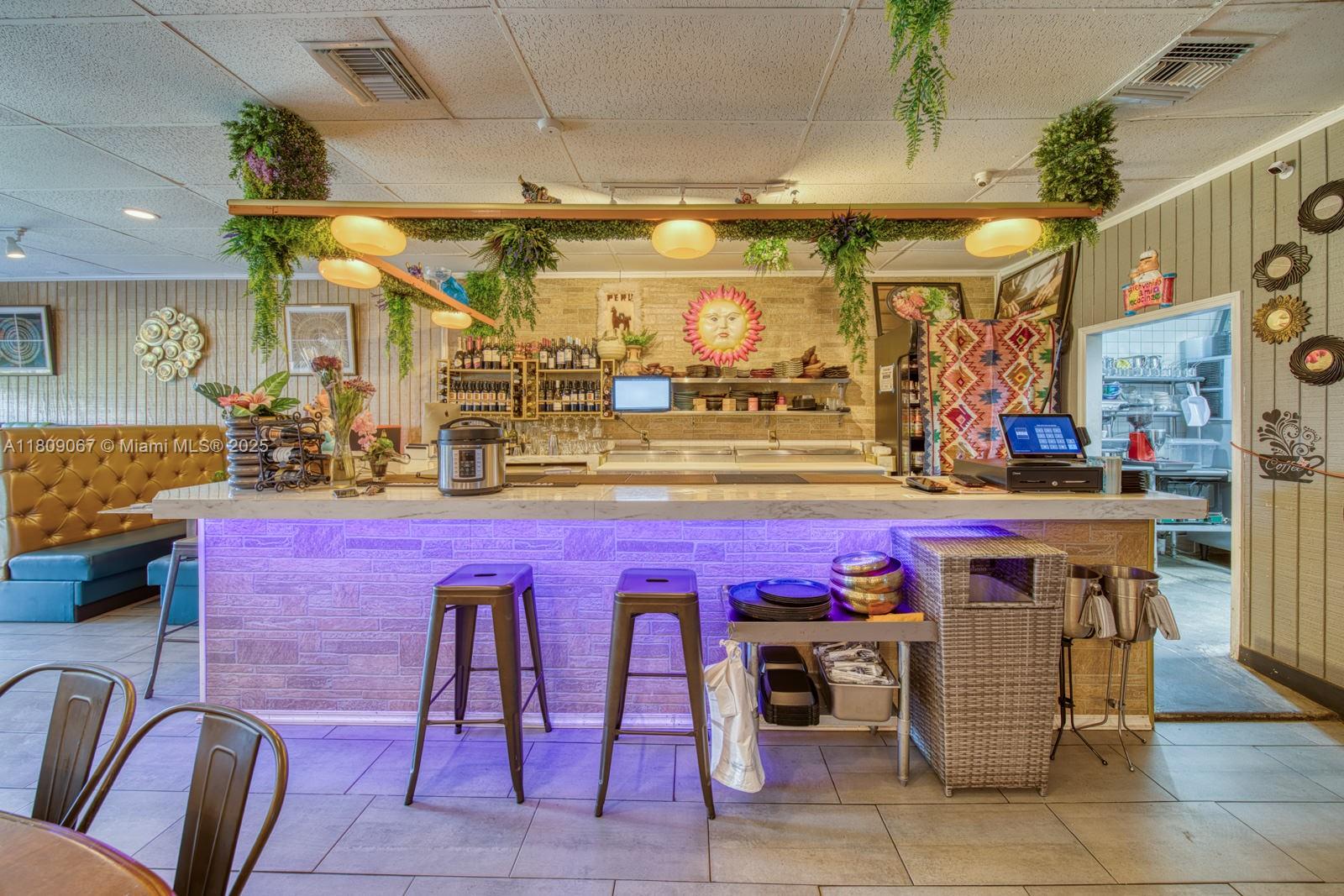 Full Service Restaurant For Sale In The Crossings With Outdoor Terrace