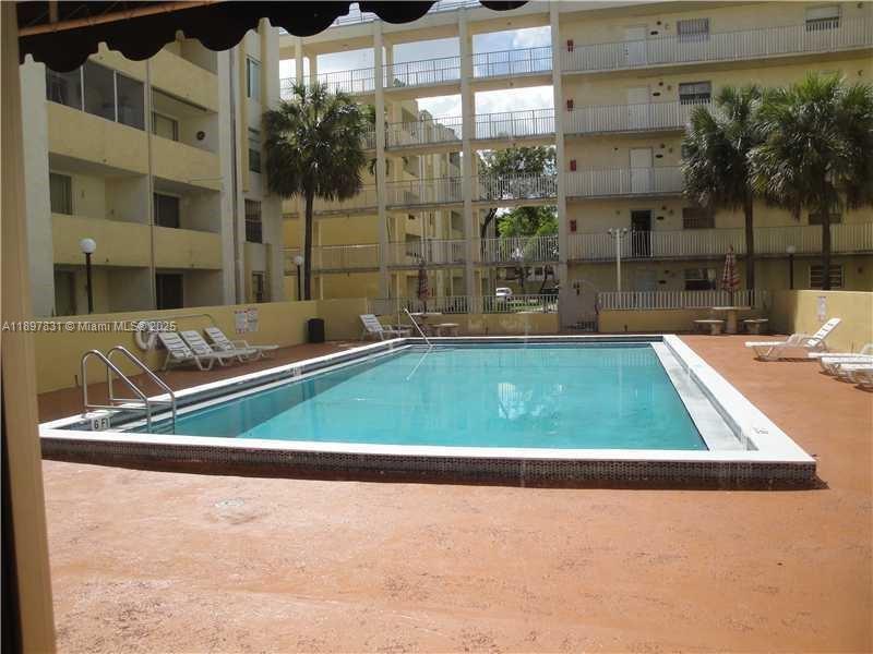 SAMARI LAKE EAST CONDO - Residential Lease