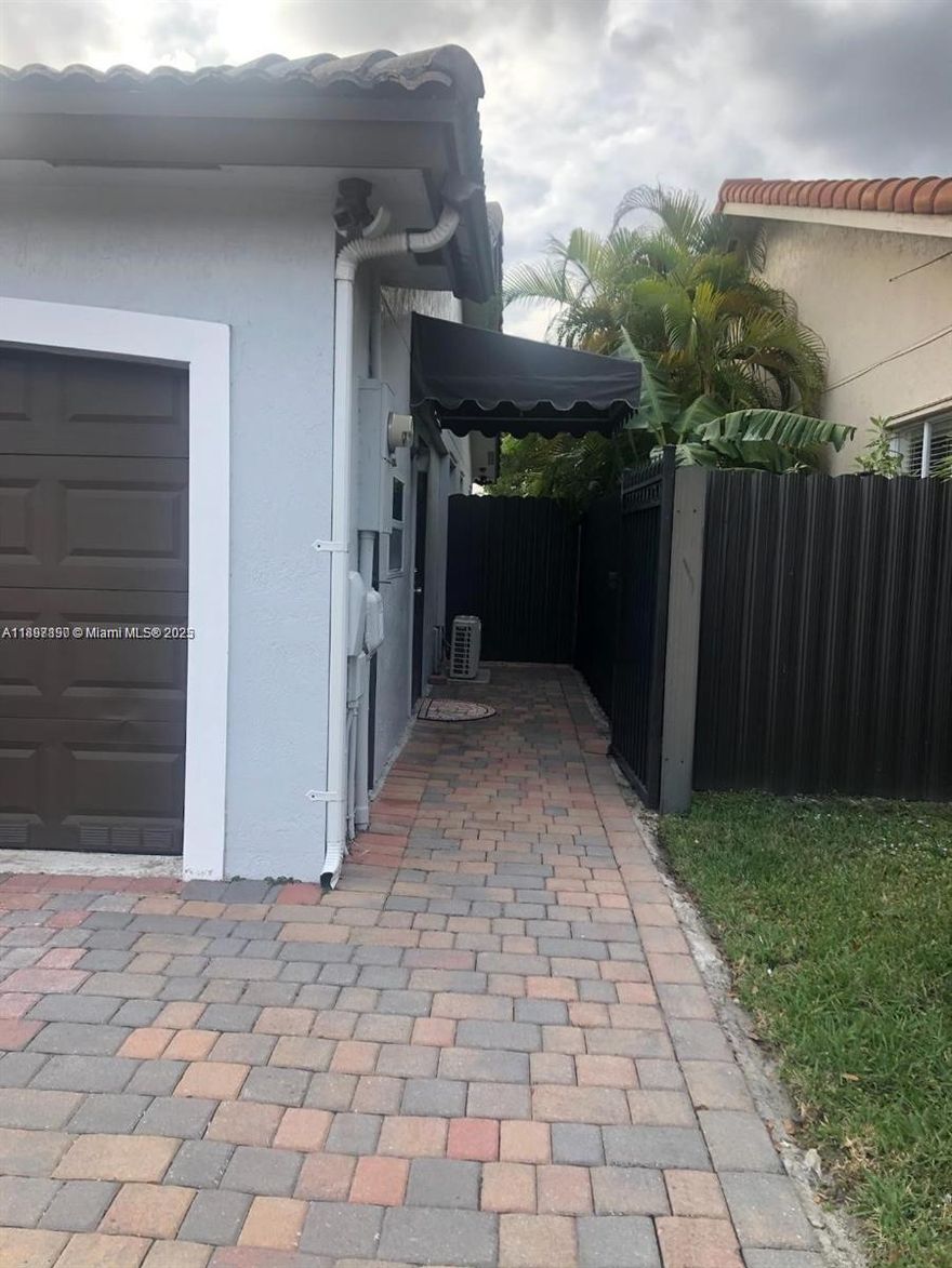 Great Location to rent! This charming efficiency has its own private entrance and parking for one car. Rent includes Electricity, Water, and Wi-Fi. Tiled throughout. Nice Closet space. A very quiet neighborhood. For one person, nonsmoker in or on the property and no pets. Call today!