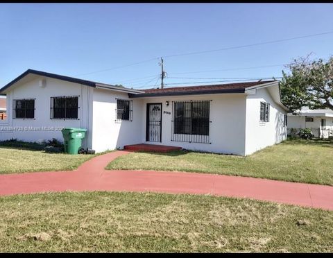 Photo of 12470 SW 188th St, Miami, FL 33177 (MLS # A11894738)