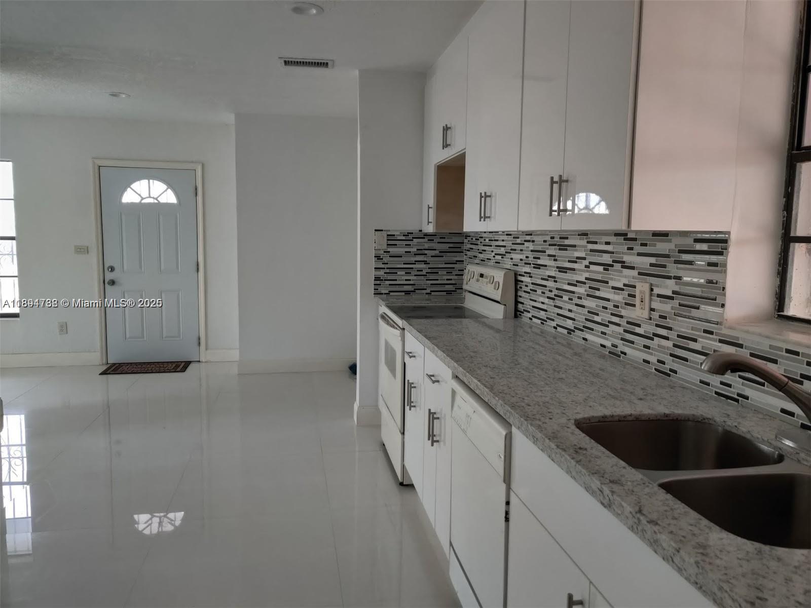 SO MIAMI HEIGHTS ADDN D - Residential