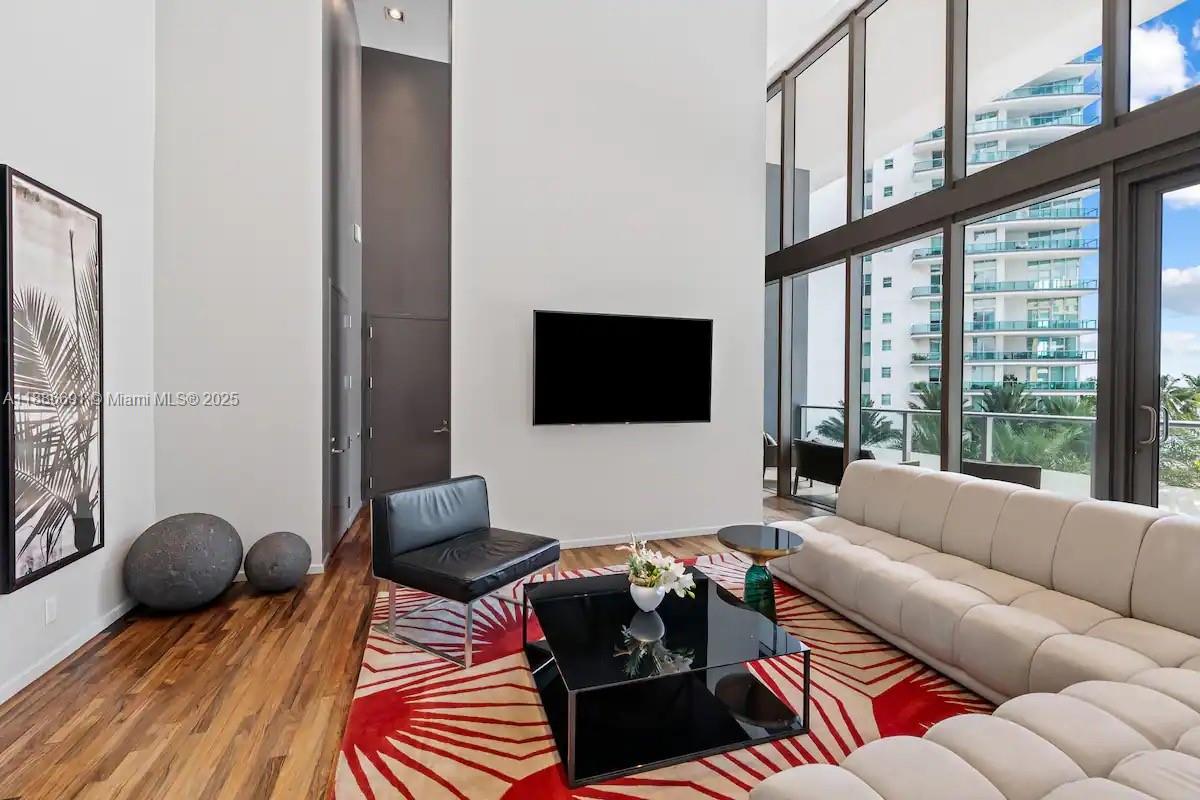 BRICKELLHOUSE CONDO - Residential Lease