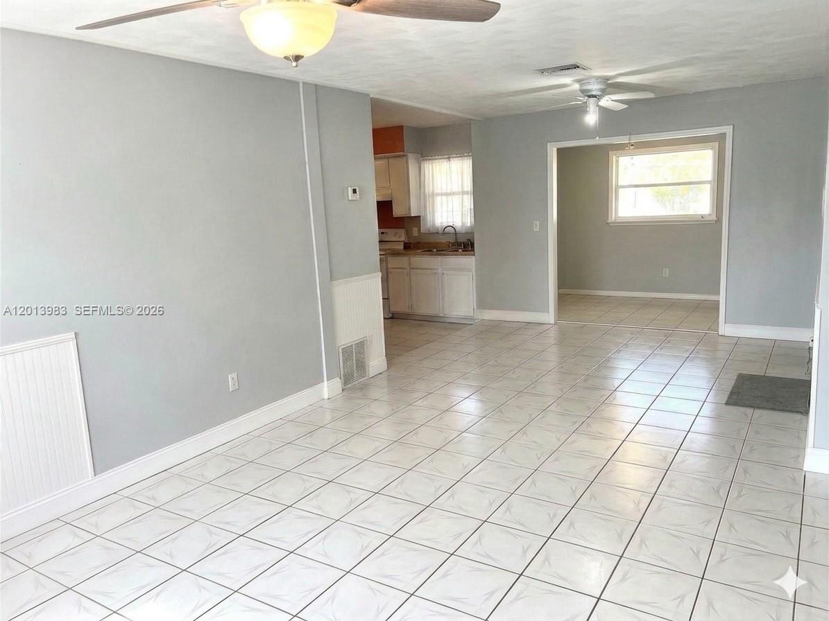 371 SW 67th Ter