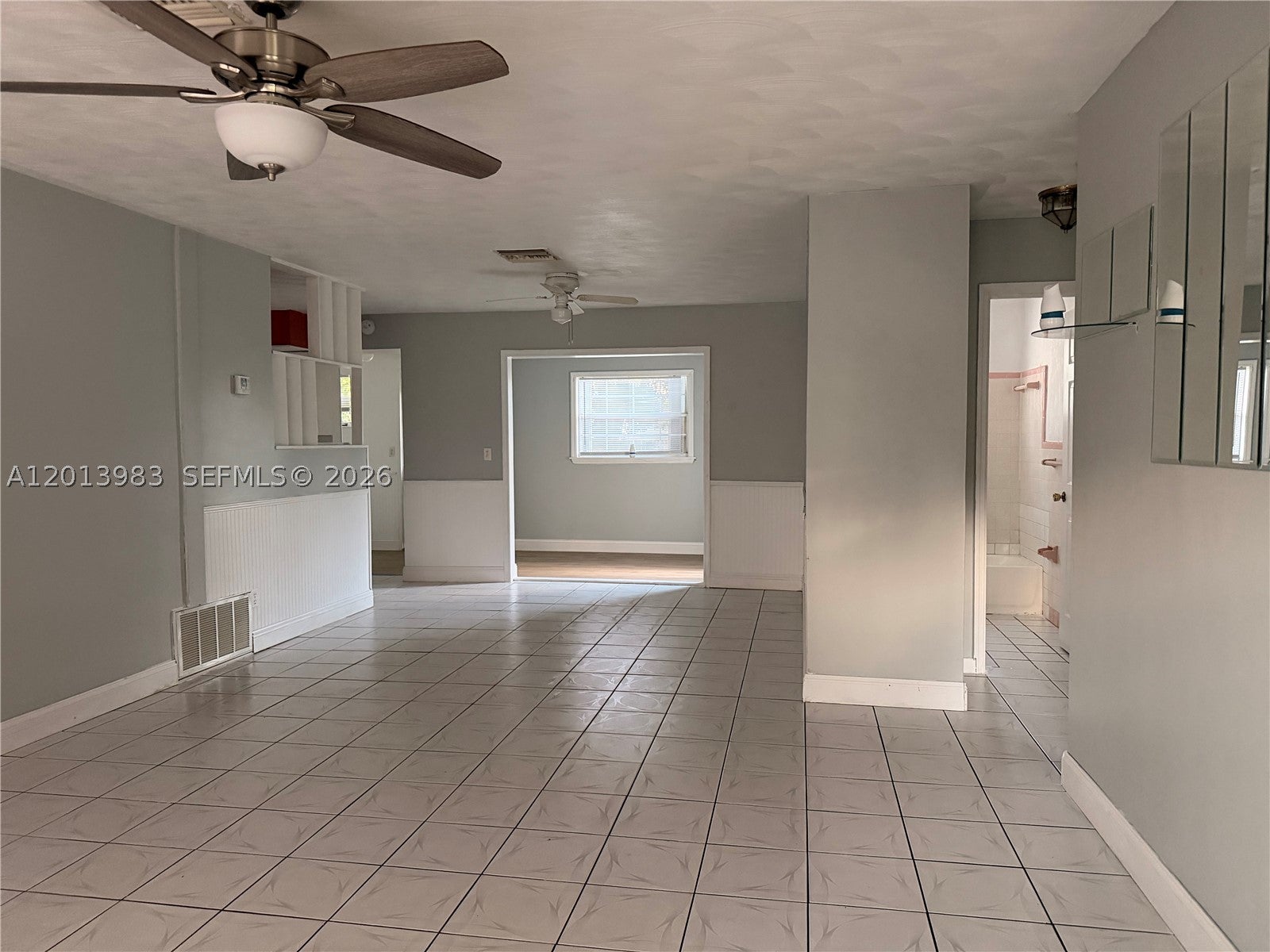 371 SW 67th Ter, Pembroke Pines FL 33023
