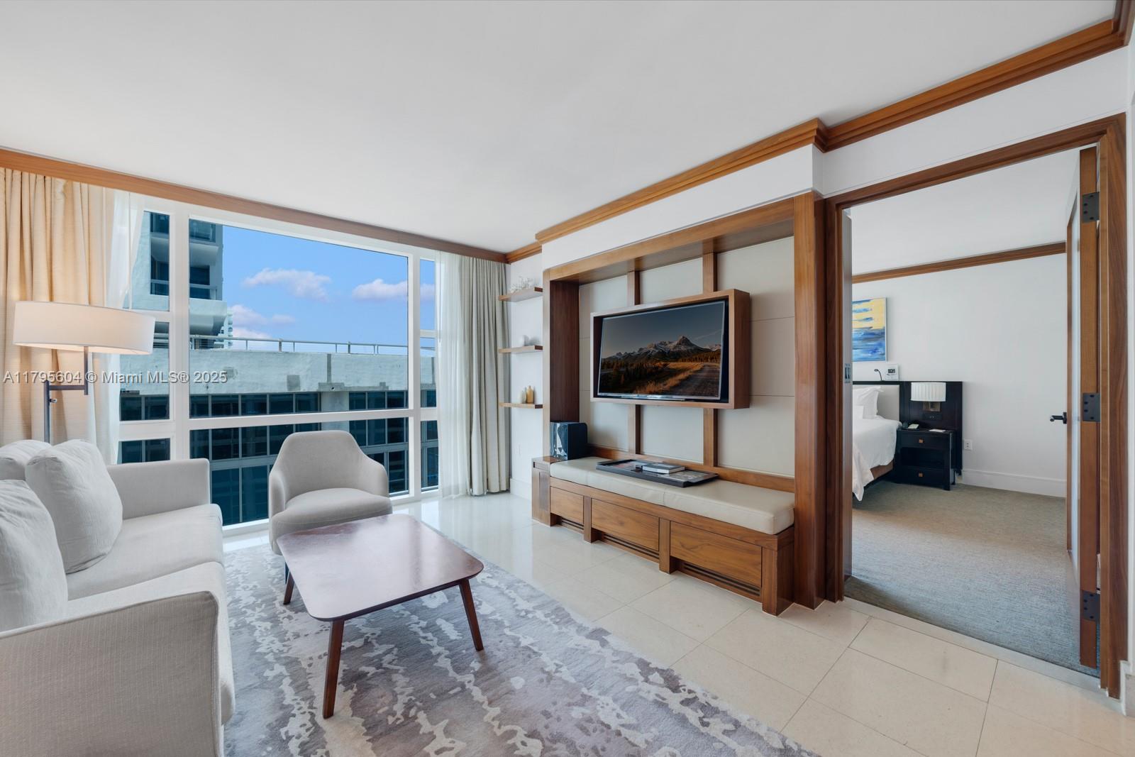 6801 Collins Ave 502