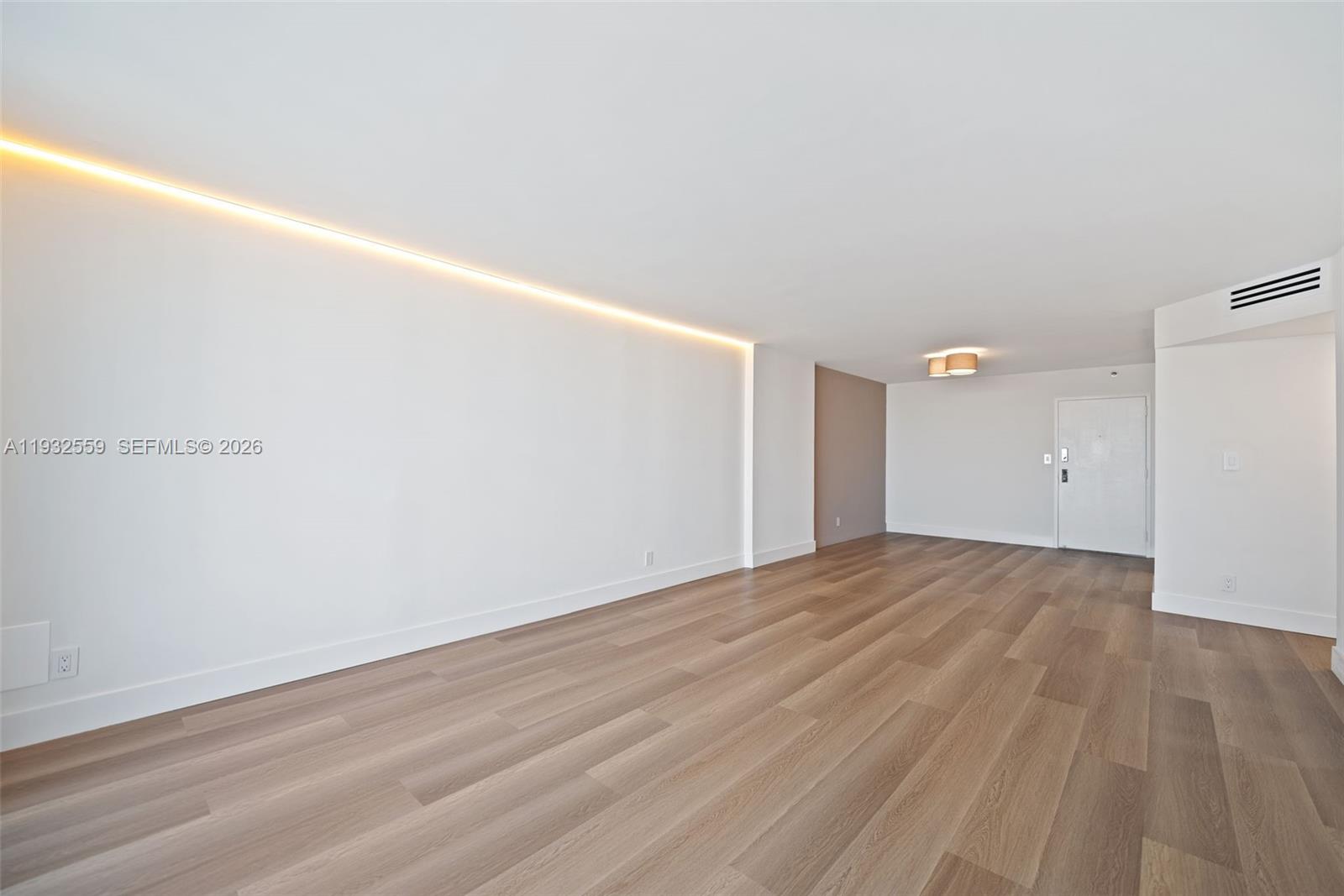 THE CLIPPER AT BISC COVE - Residential Lease