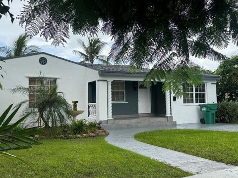 4340 SW 15th St Miami FL 33134