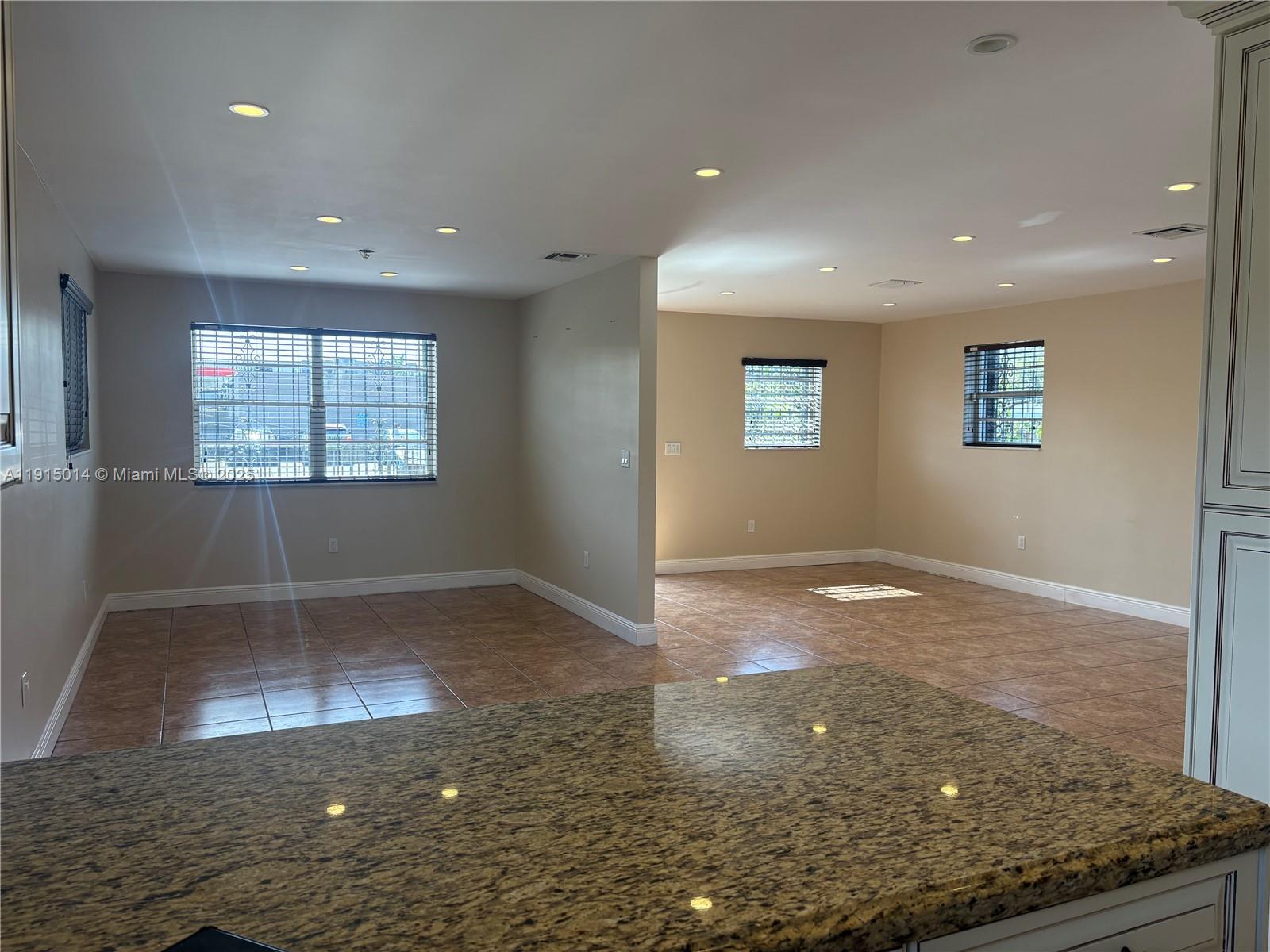 HIALEAH 13TH ADDN AMD PL - Residential Lease