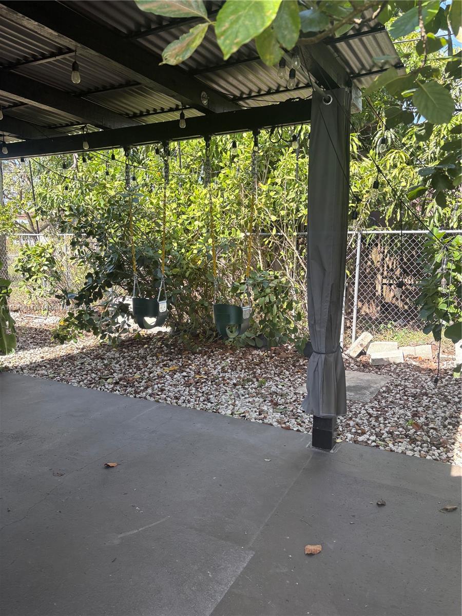 HIALEAH 13TH ADDN AMD PL - Residential Lease