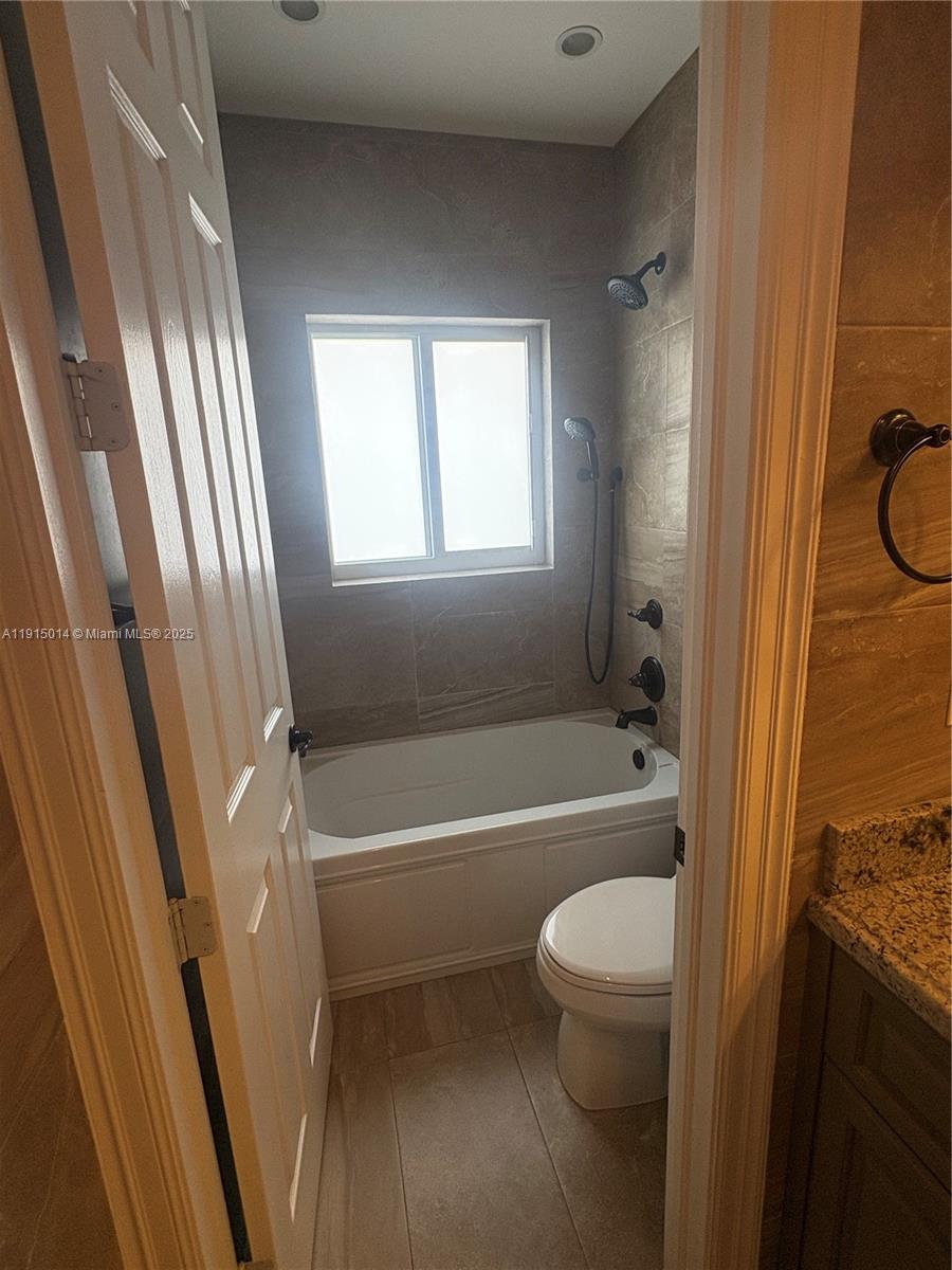 HIALEAH 13TH ADDN AMD PL - Residential Lease