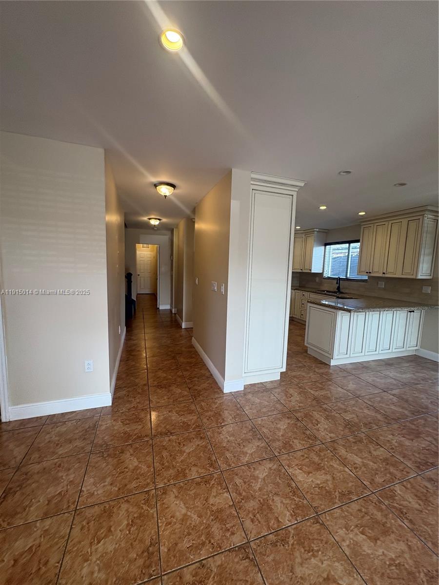 HIALEAH 13TH ADDN AMD PL - Residential Lease