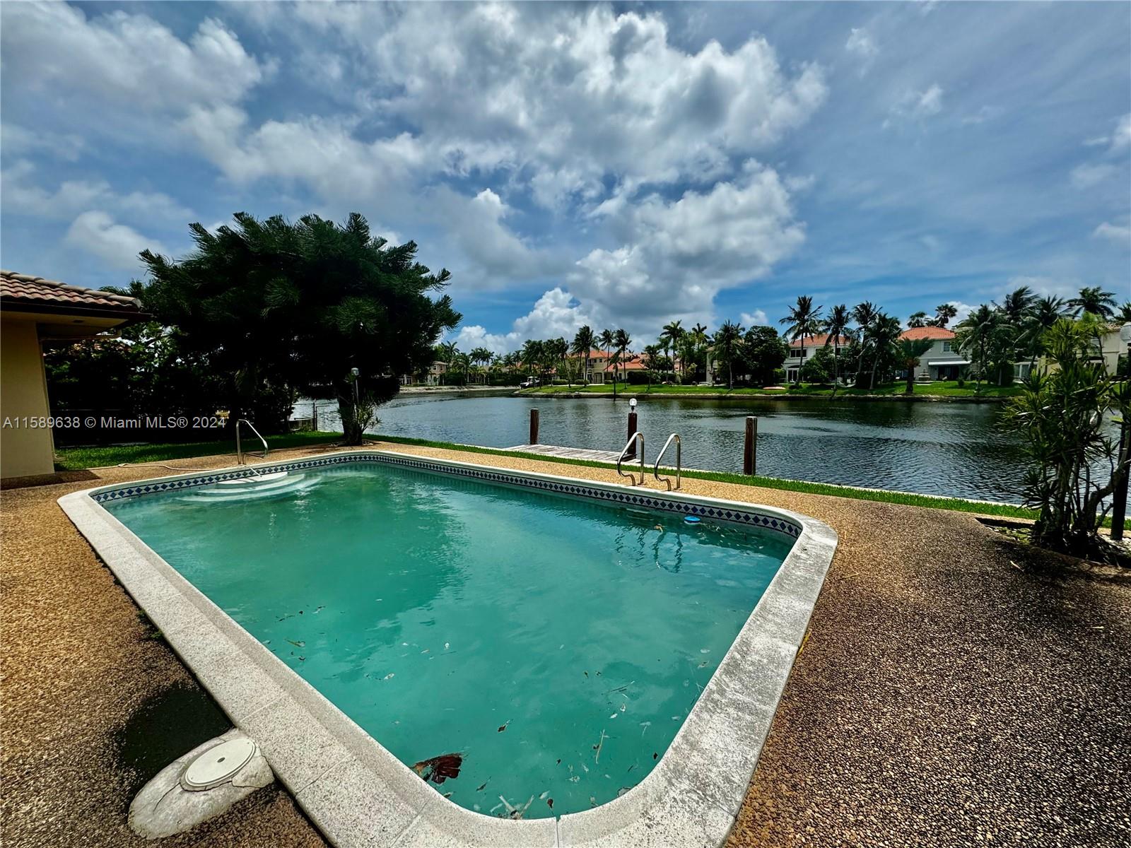 DIPLOMAT GOLF ESTATES ADD - Residential