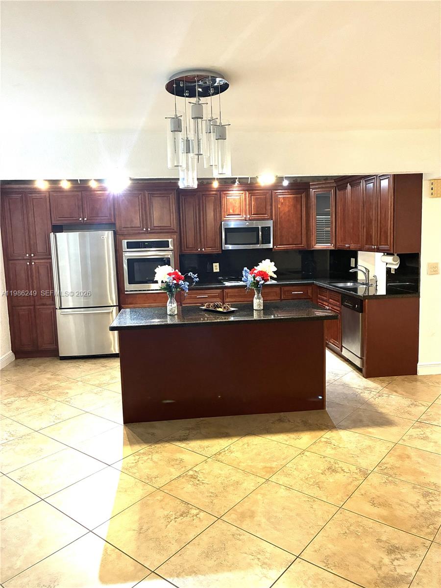 CYPRESS AT WOODMONT - Residential