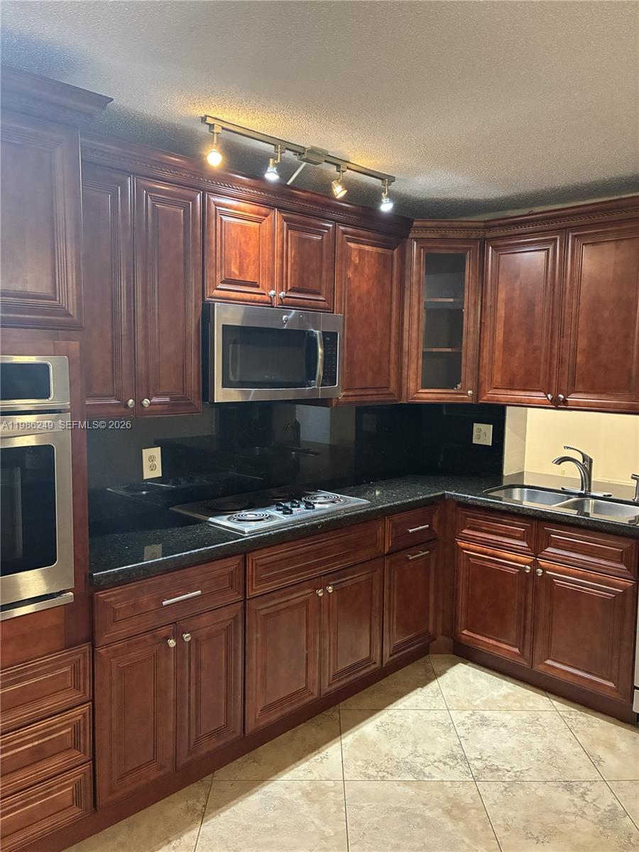 CYPRESS AT WOODMONT - Residential