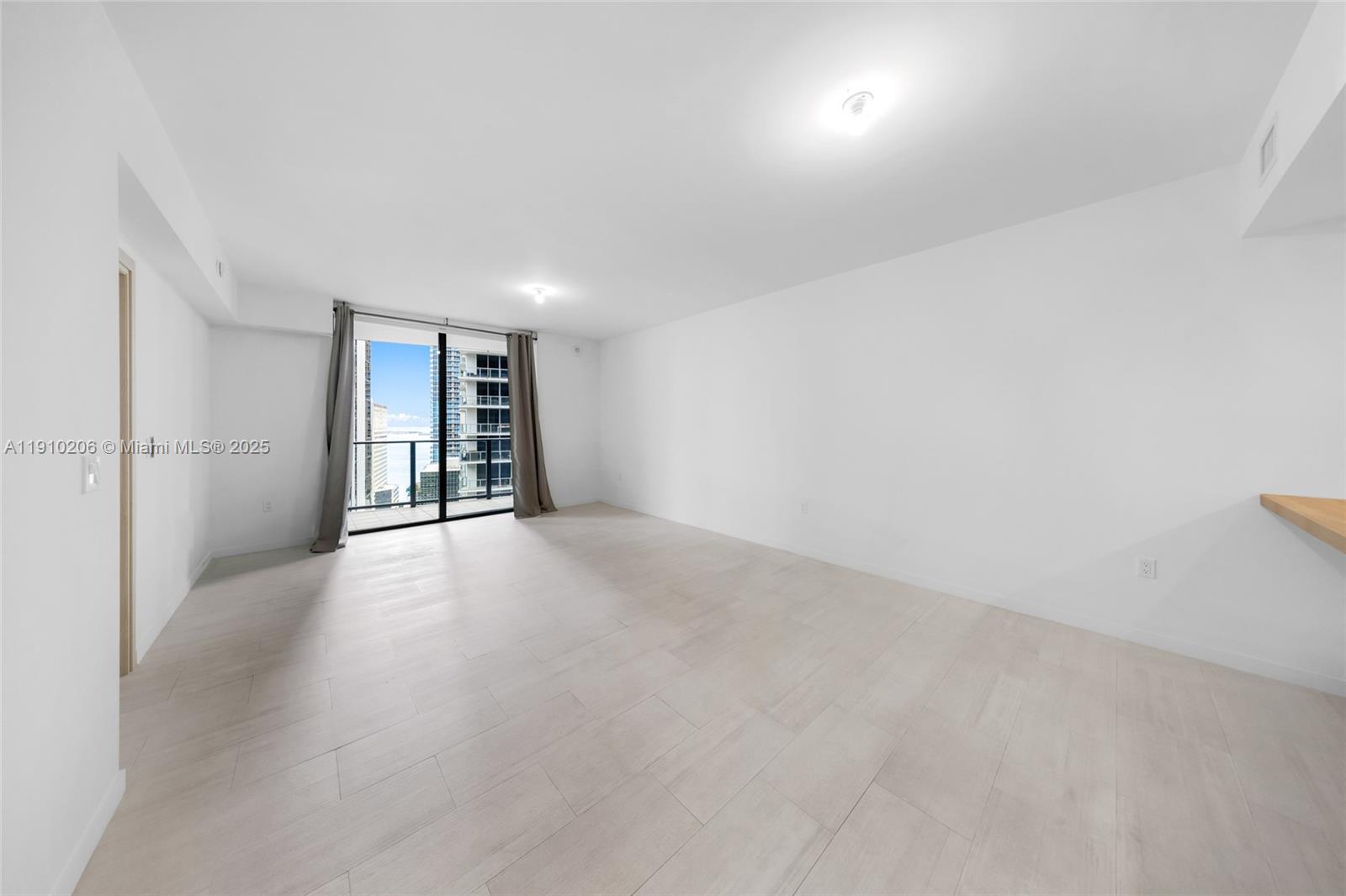 BRICKELL FLATIRON CONDO - Residential Lease