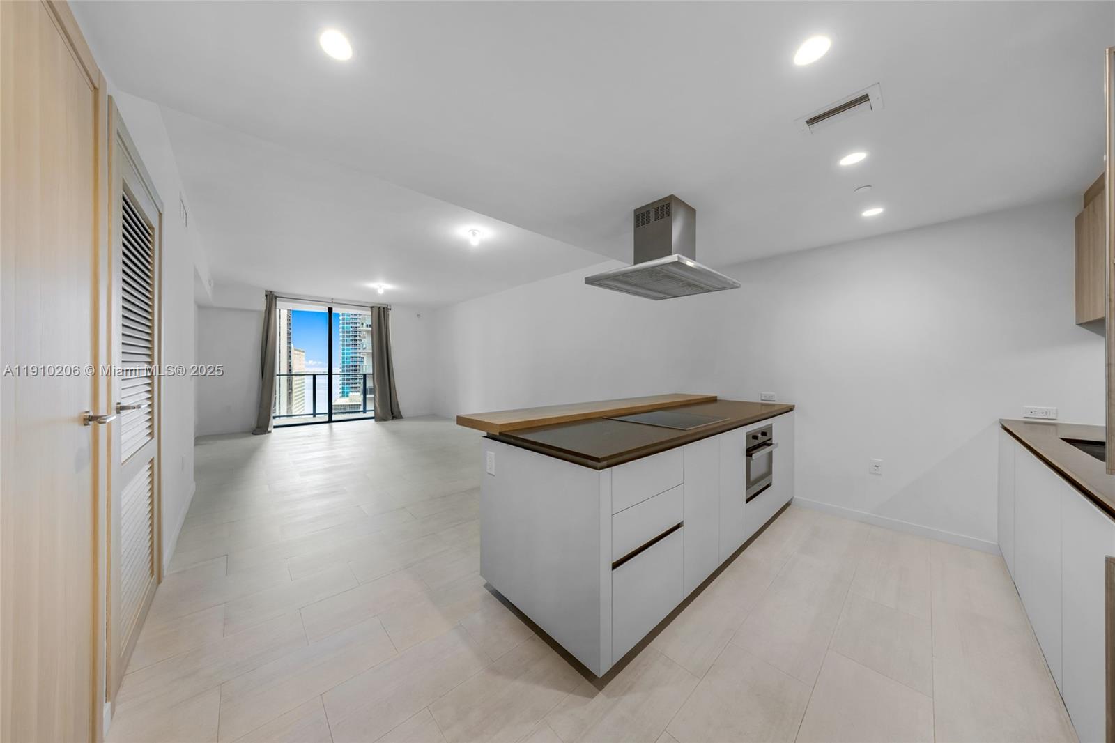 BRICKELL FLATIRON CONDO - Residential Lease