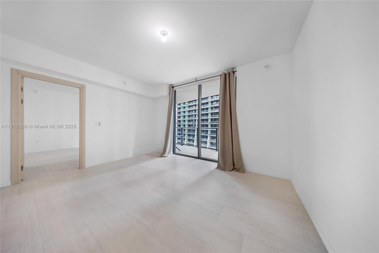 BRICKELL FLATIRON CONDO - Residential Lease