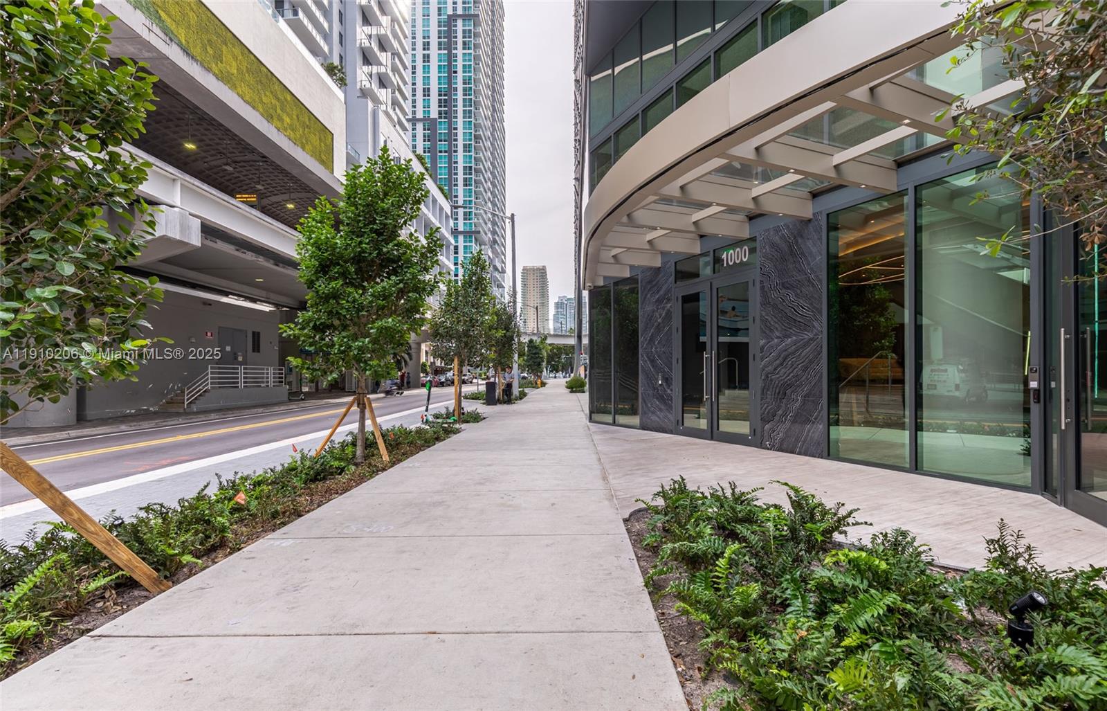 BRICKELL FLATIRON CONDO - Residential Lease