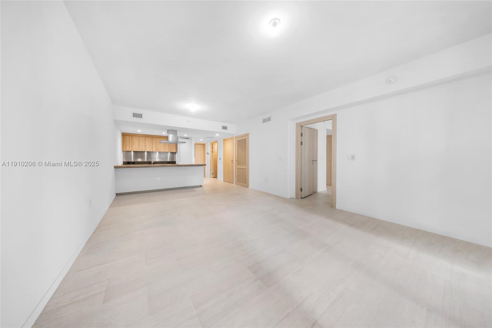 BRICKELL FLATIRON CONDO - Residential Lease