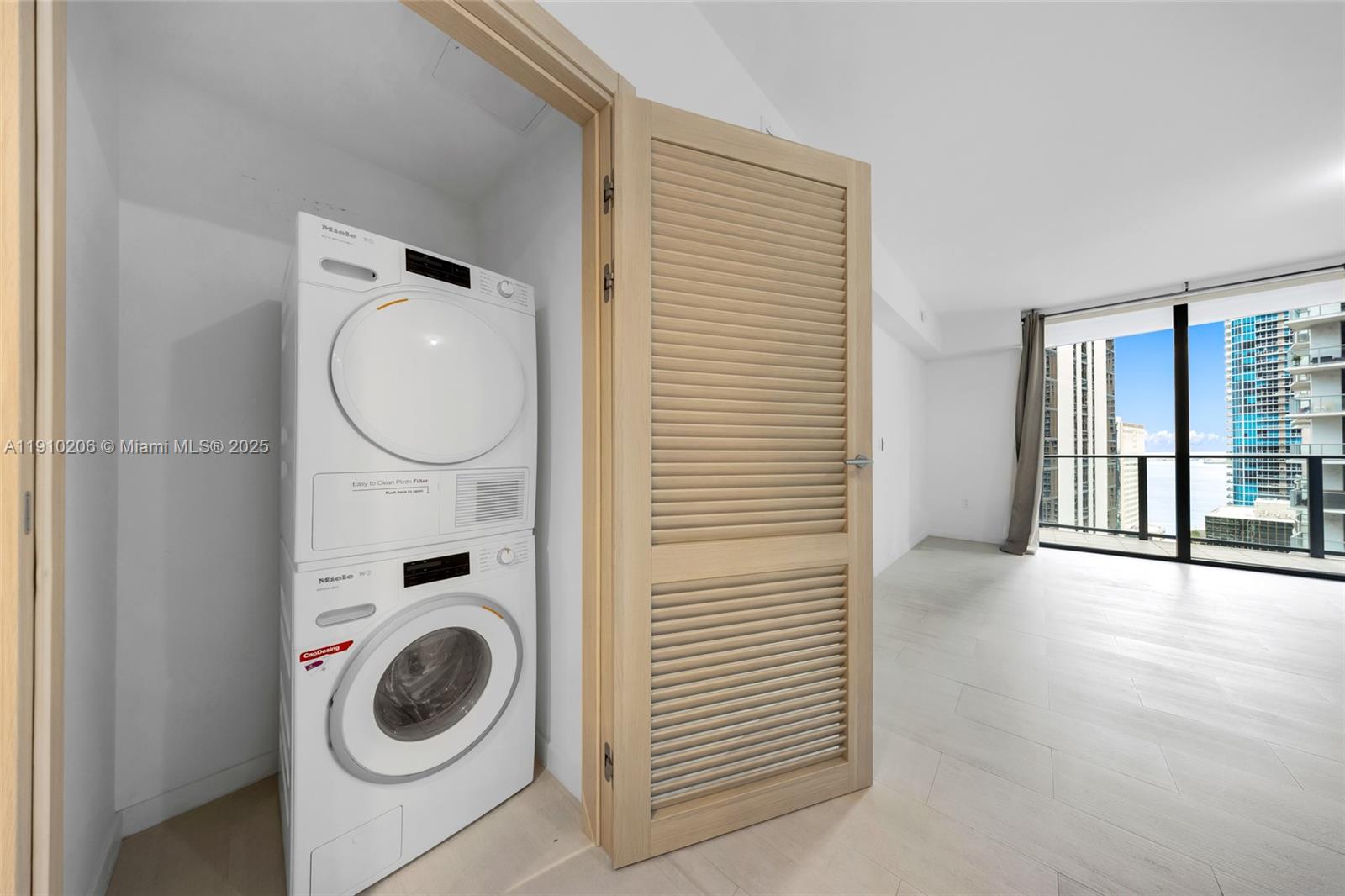 BRICKELL FLATIRON CONDO - Residential Lease