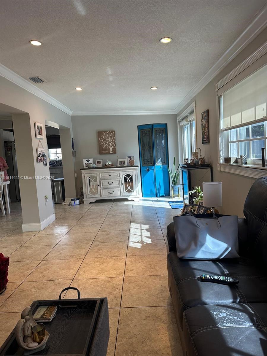 PALM SPRINGS NORTH SEC T - Residential