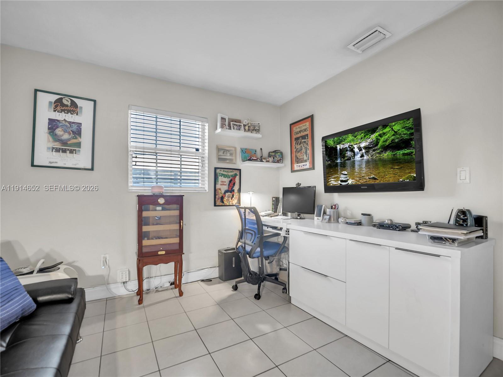 PALM SPRINGS NORTH SEC T - Residential