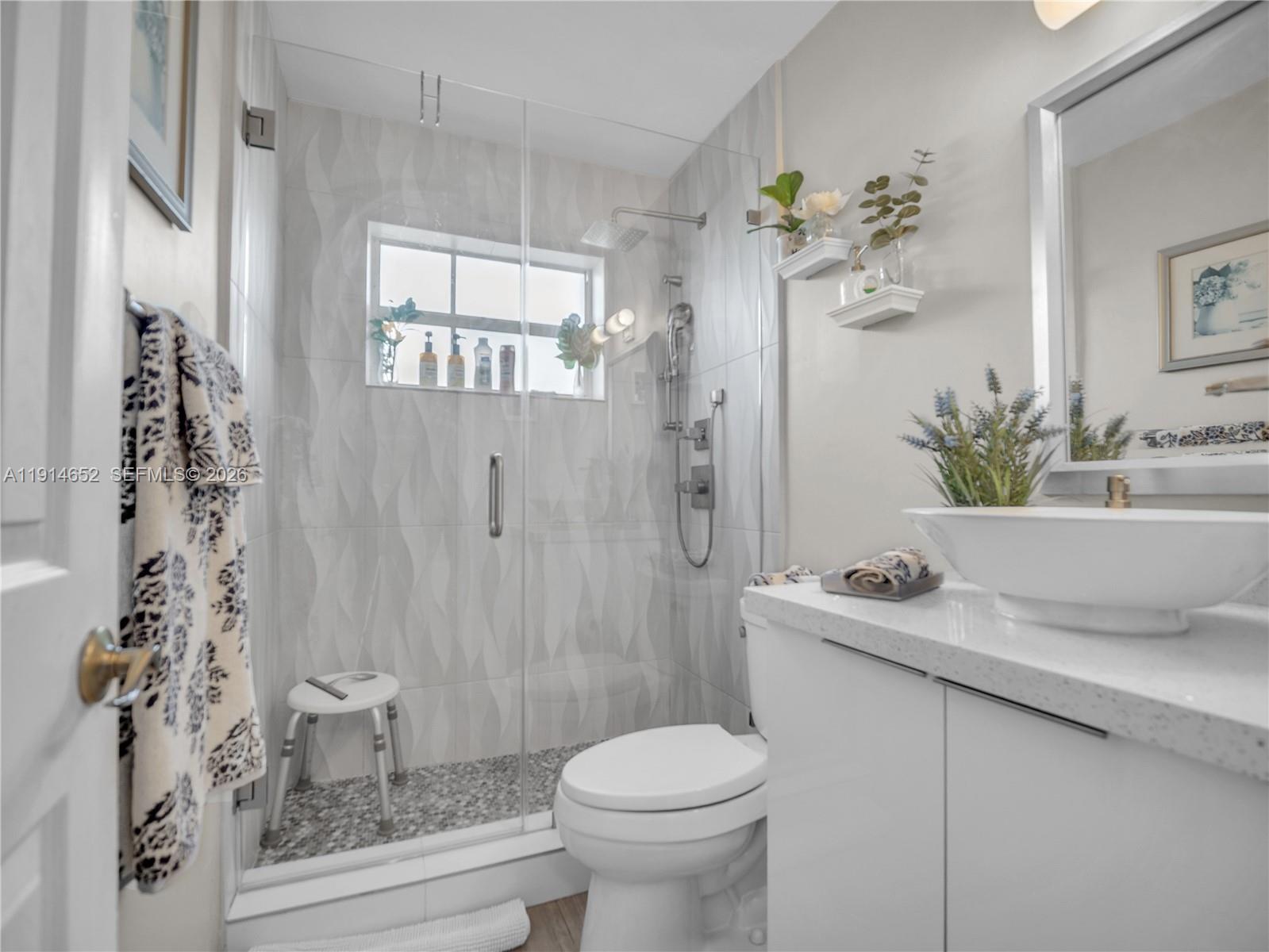 PALM SPRINGS NORTH SEC T - Residential