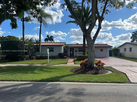 Photo of 8530 NW 178th St, Hialeah, FL 33015 (MLS # A11914652)