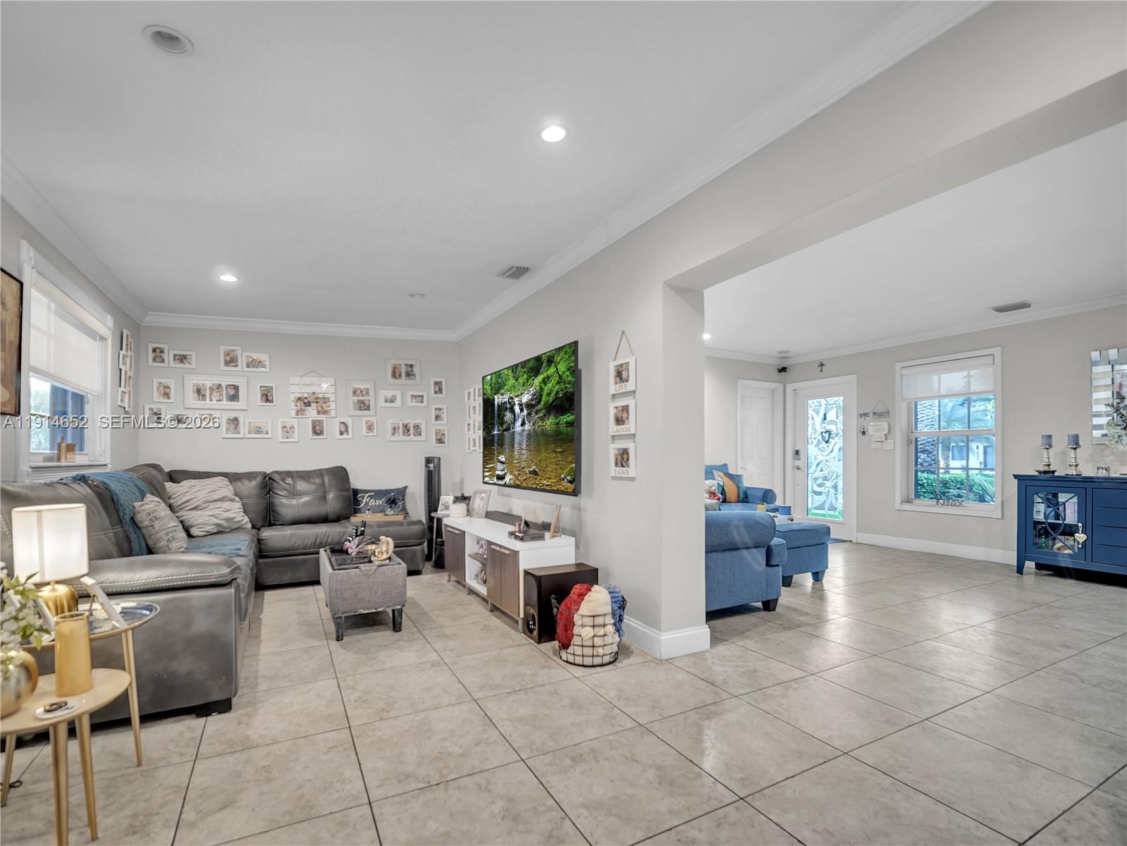 PALM SPRINGS NORTH SEC T - Residential