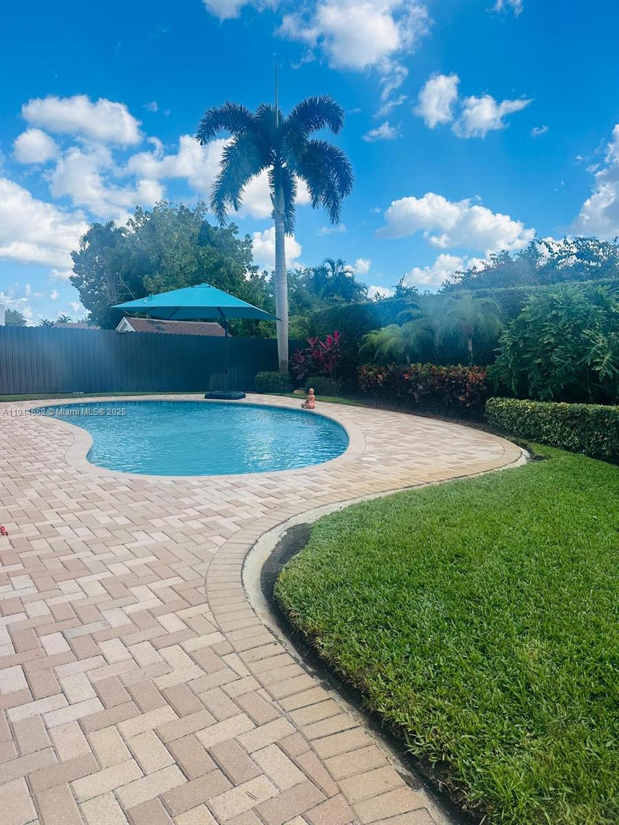 PALM SPRINGS NORTH SEC T - Residential