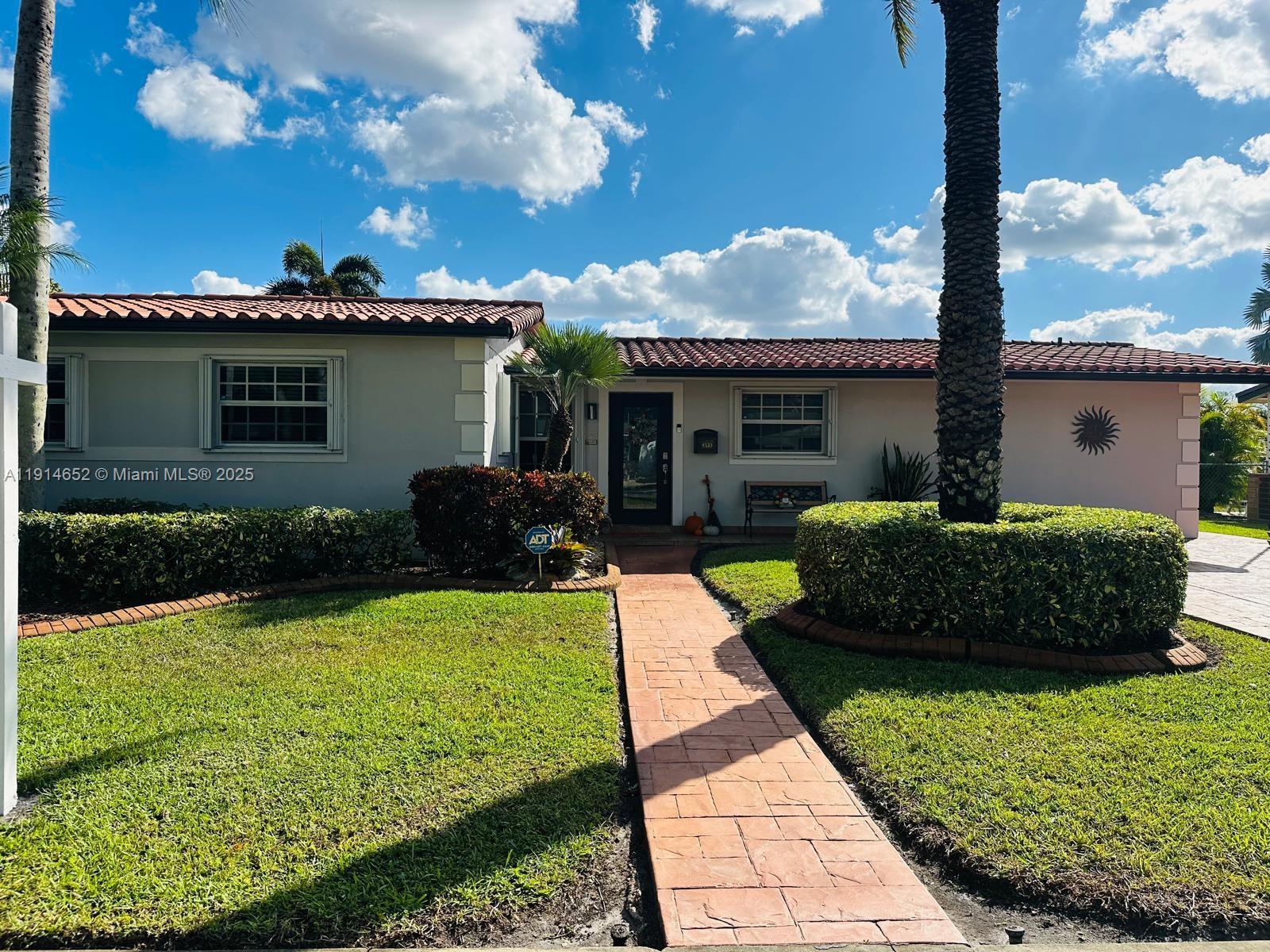 PALM SPRINGS NORTH SEC T - Residential