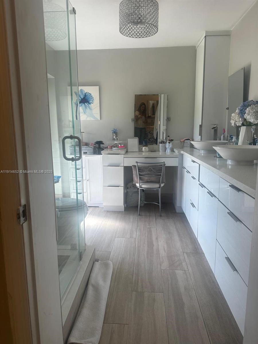 PALM SPRINGS NORTH SEC T - Residential