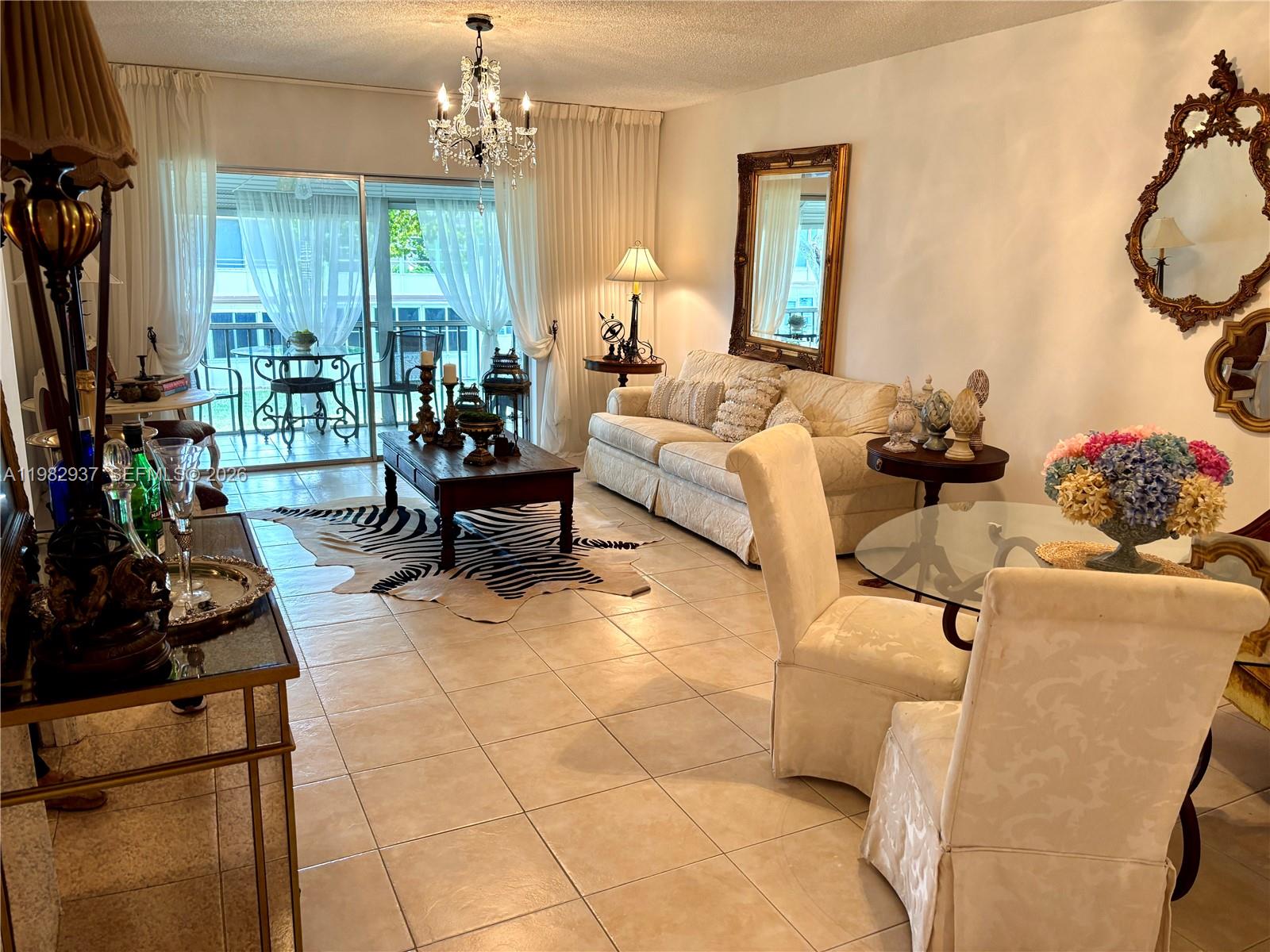 ORIOLE GARDENS TWO 66 CON - Residential