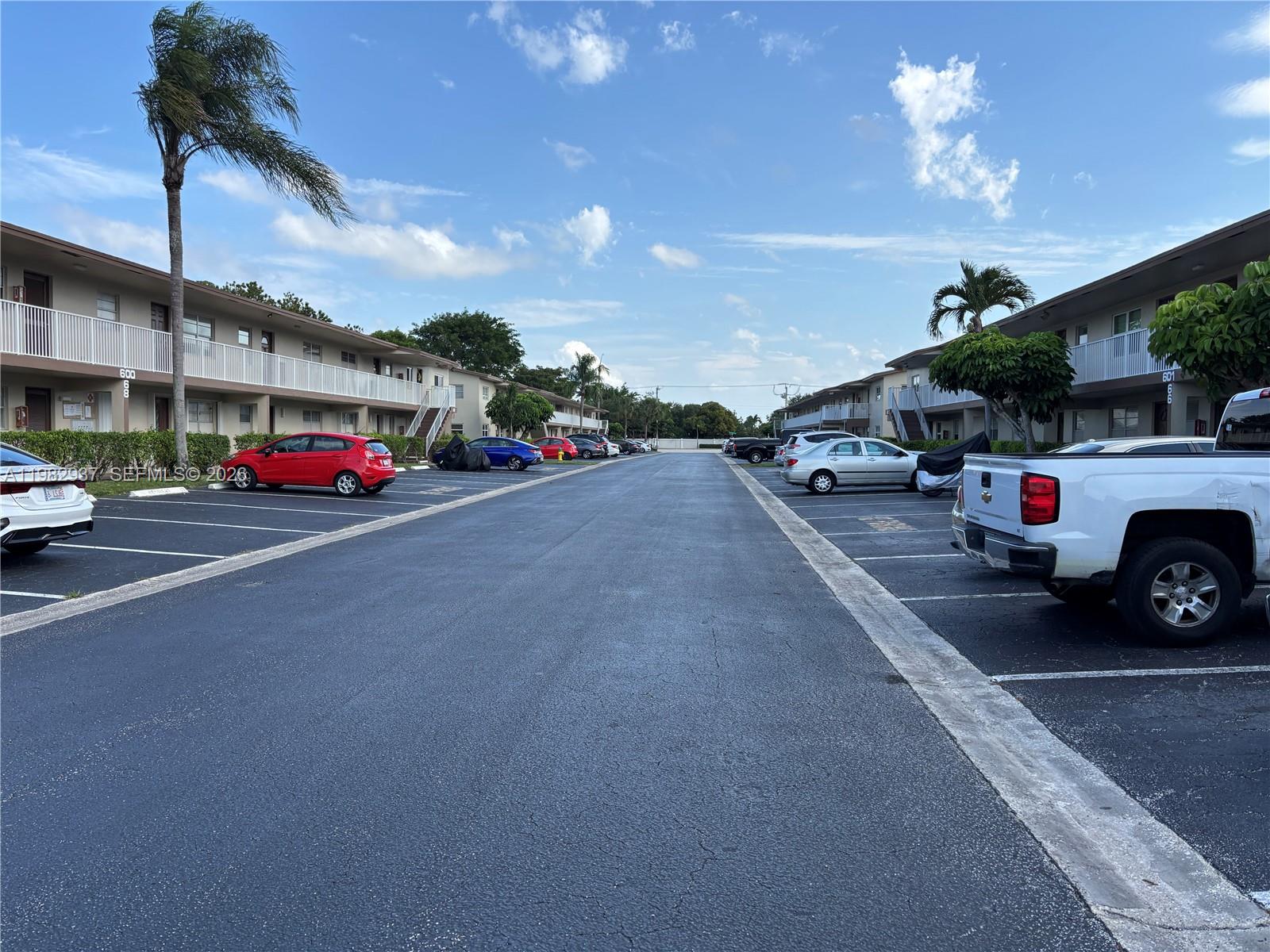 ORIOLE GARDENS TWO 66 CON - Residential