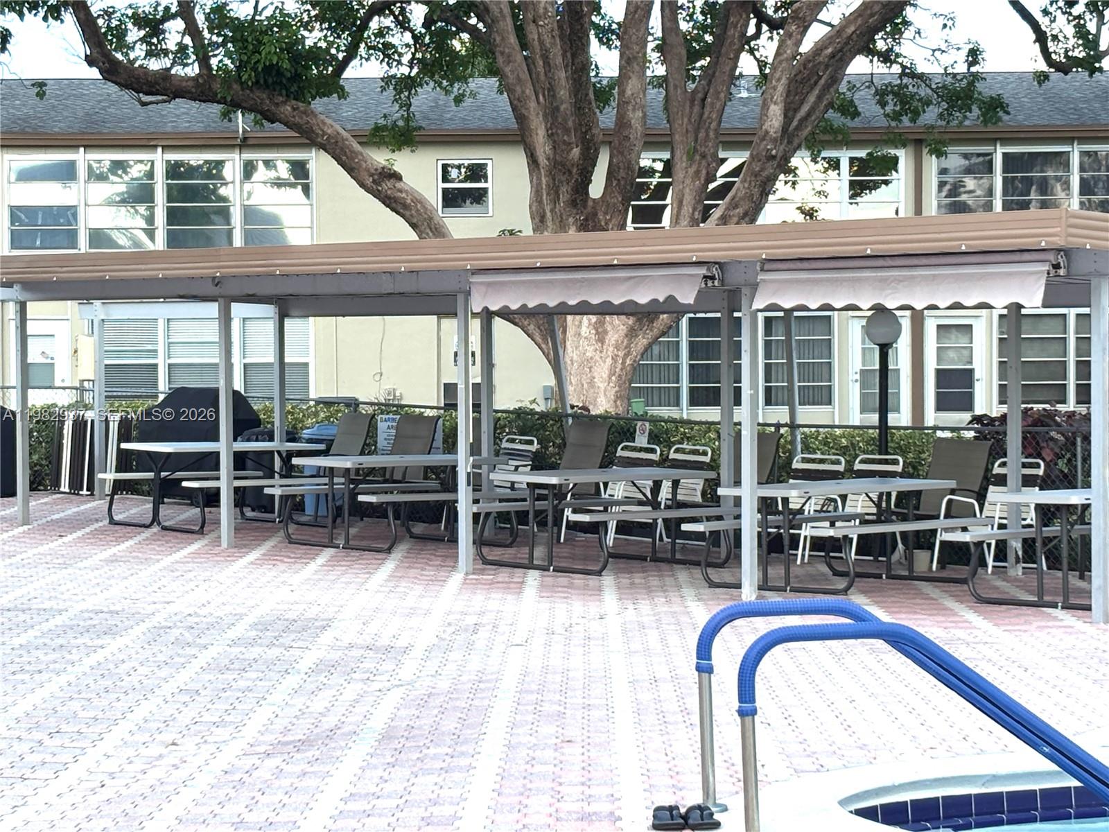 ORIOLE GARDENS TWO 66 CON - Residential